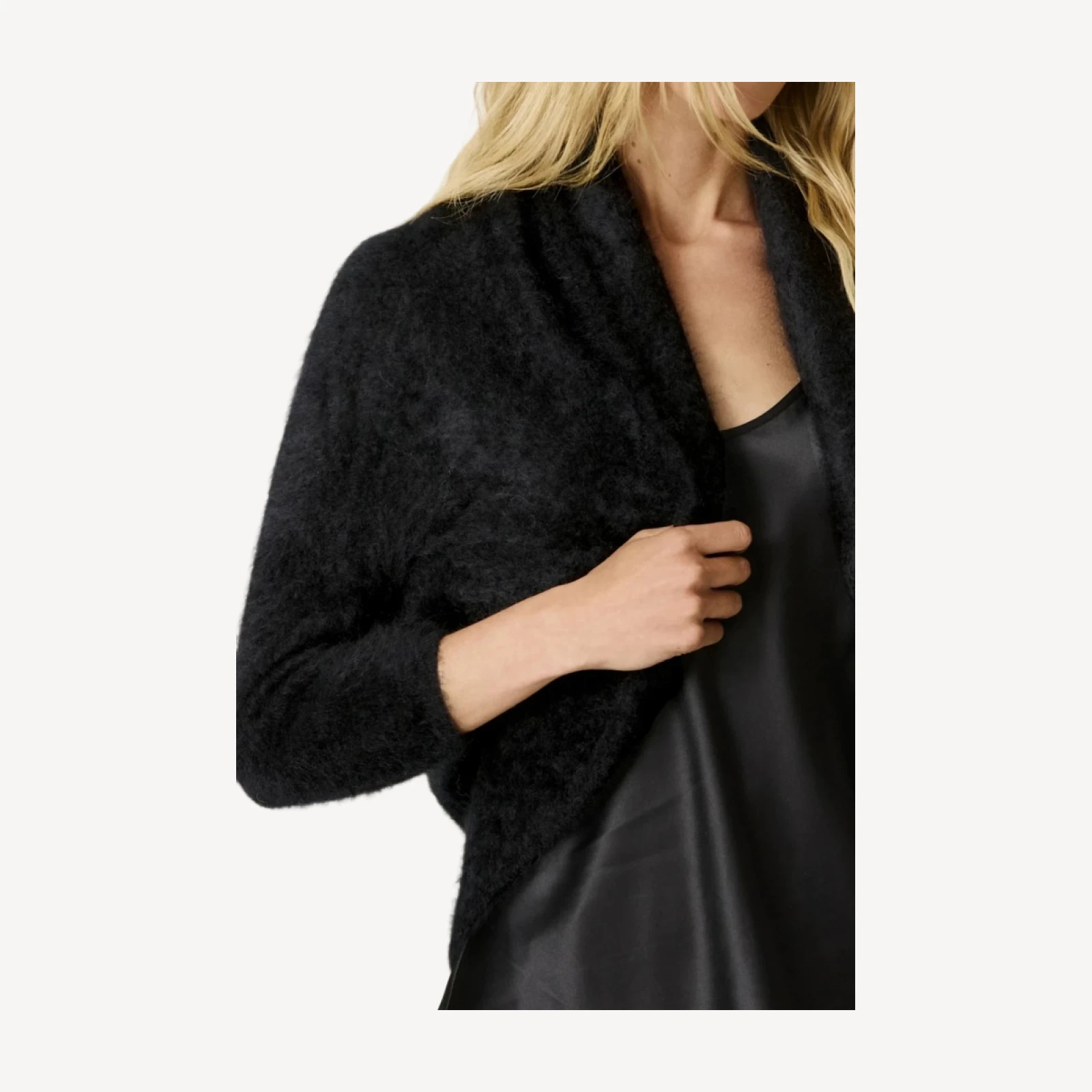 ROSALIND BRUSHED CASHMERE SHRUG - BLACK