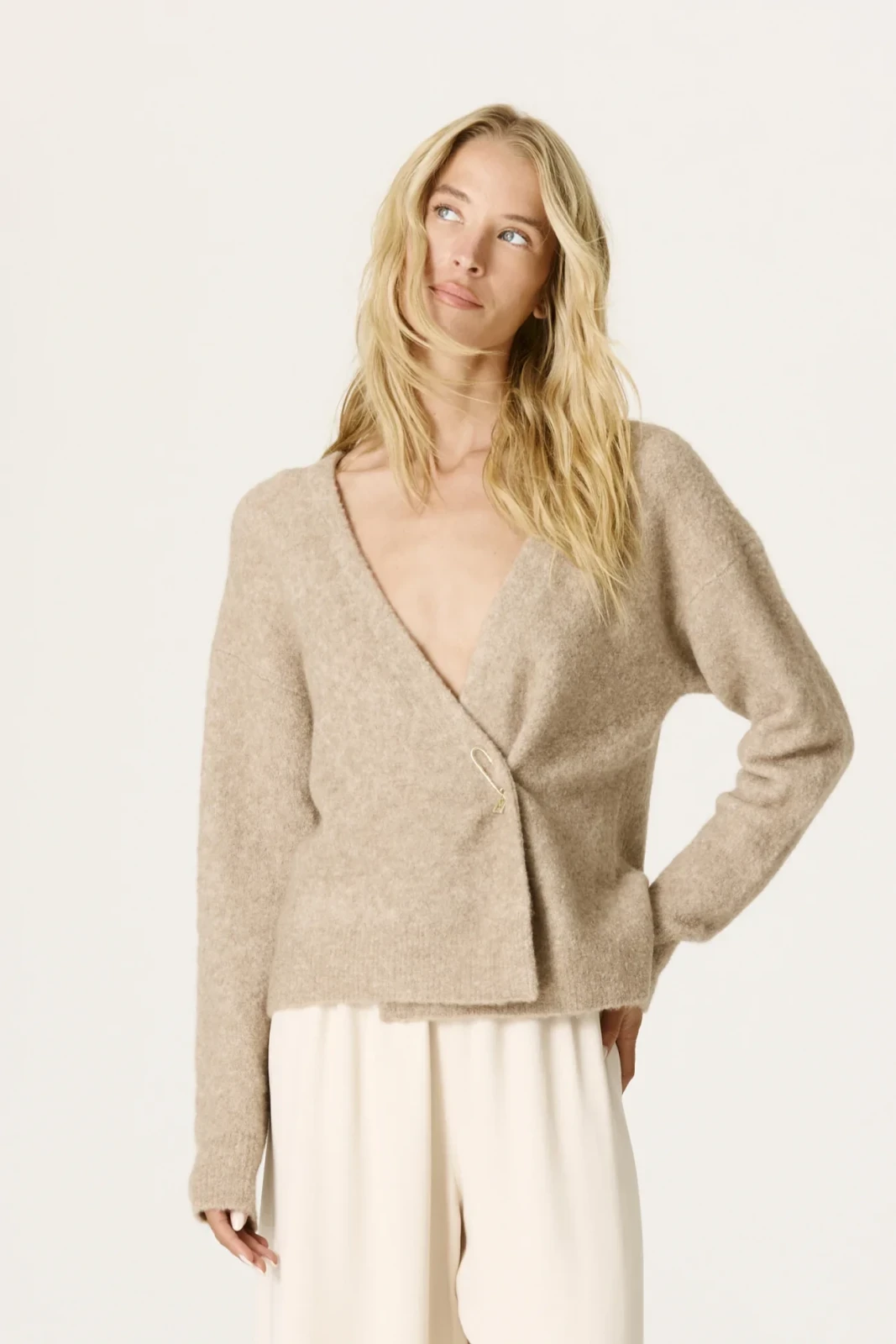 WINONA BOUCLE WRAP CARDIGAN - CHINCHILLA
