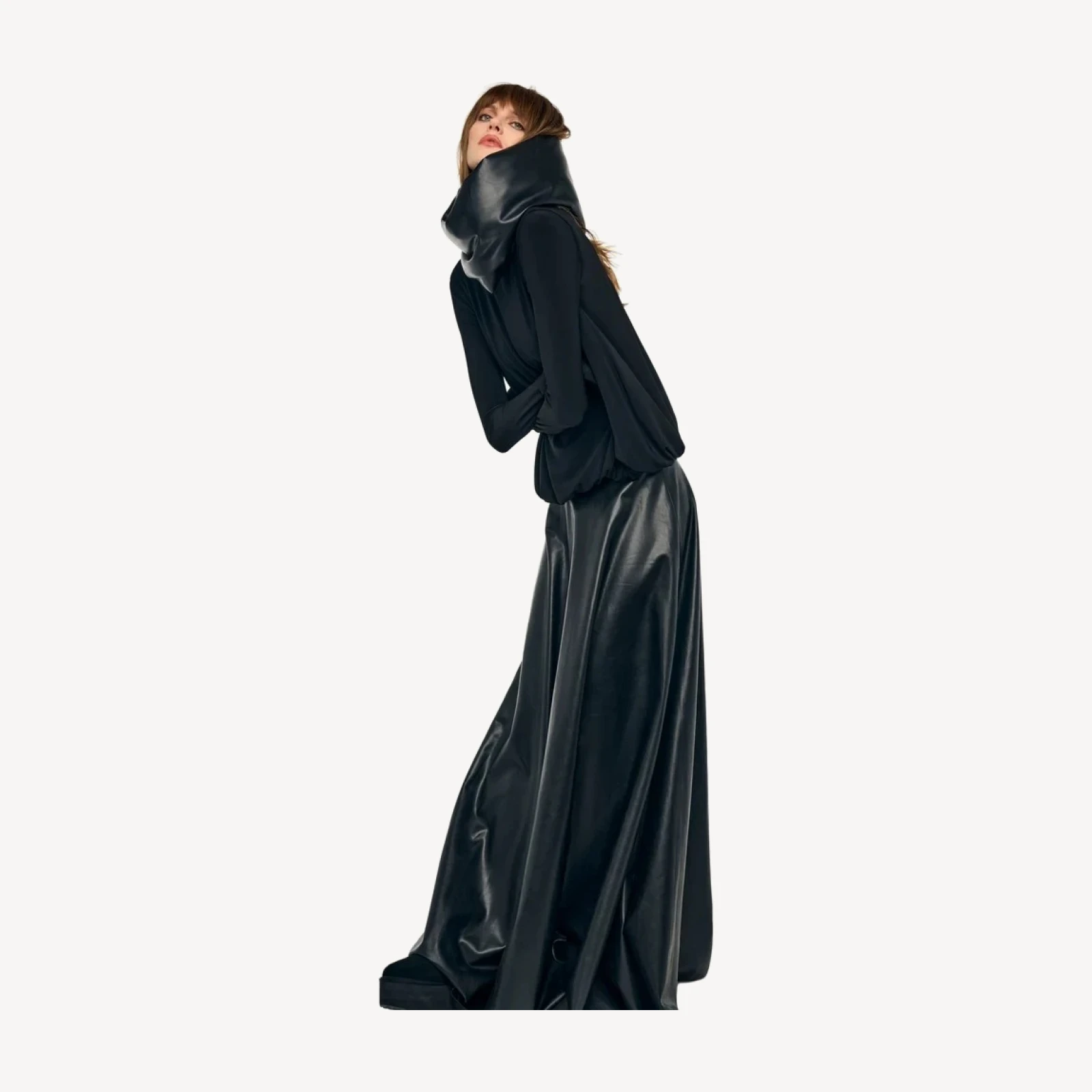 FLARED SKIRT TO FLOOR
