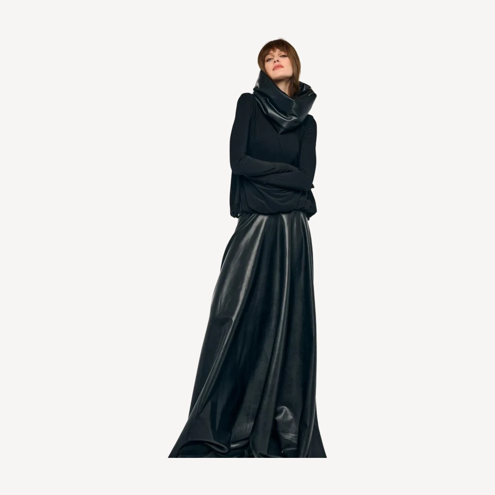FLARED SKIRT TO FLOOR