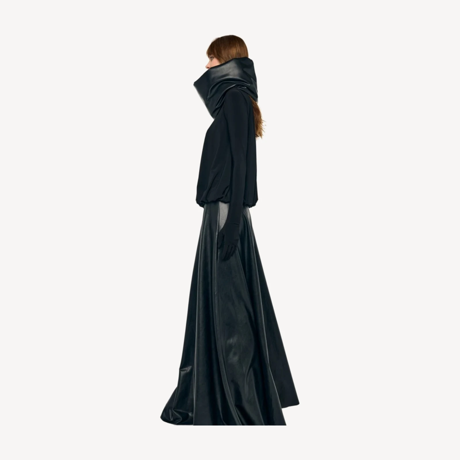 FLARED SKIRT TO FLOOR