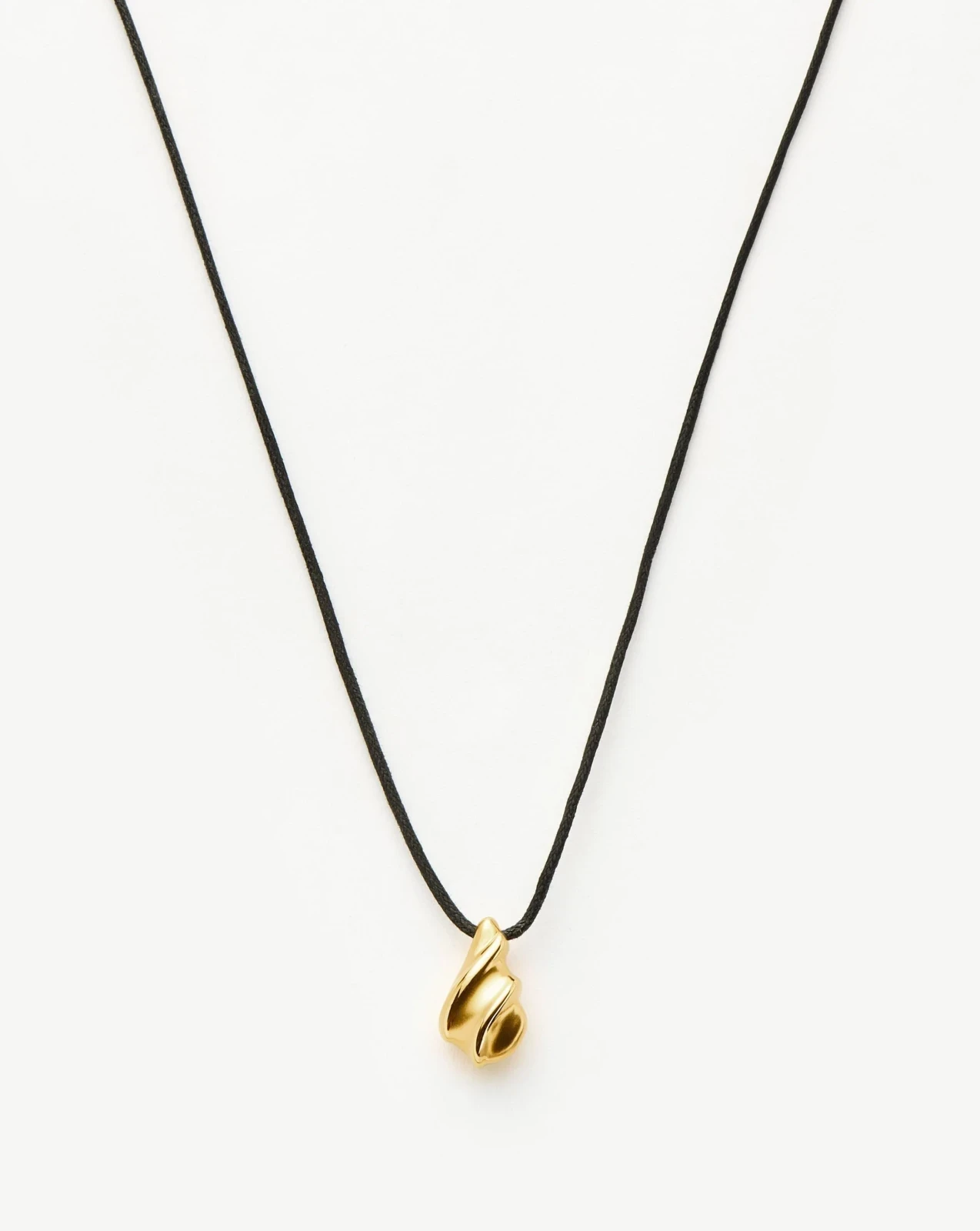 Savi Ridge Droplet Pendant Cord Necklace | 18ct Gold Plated