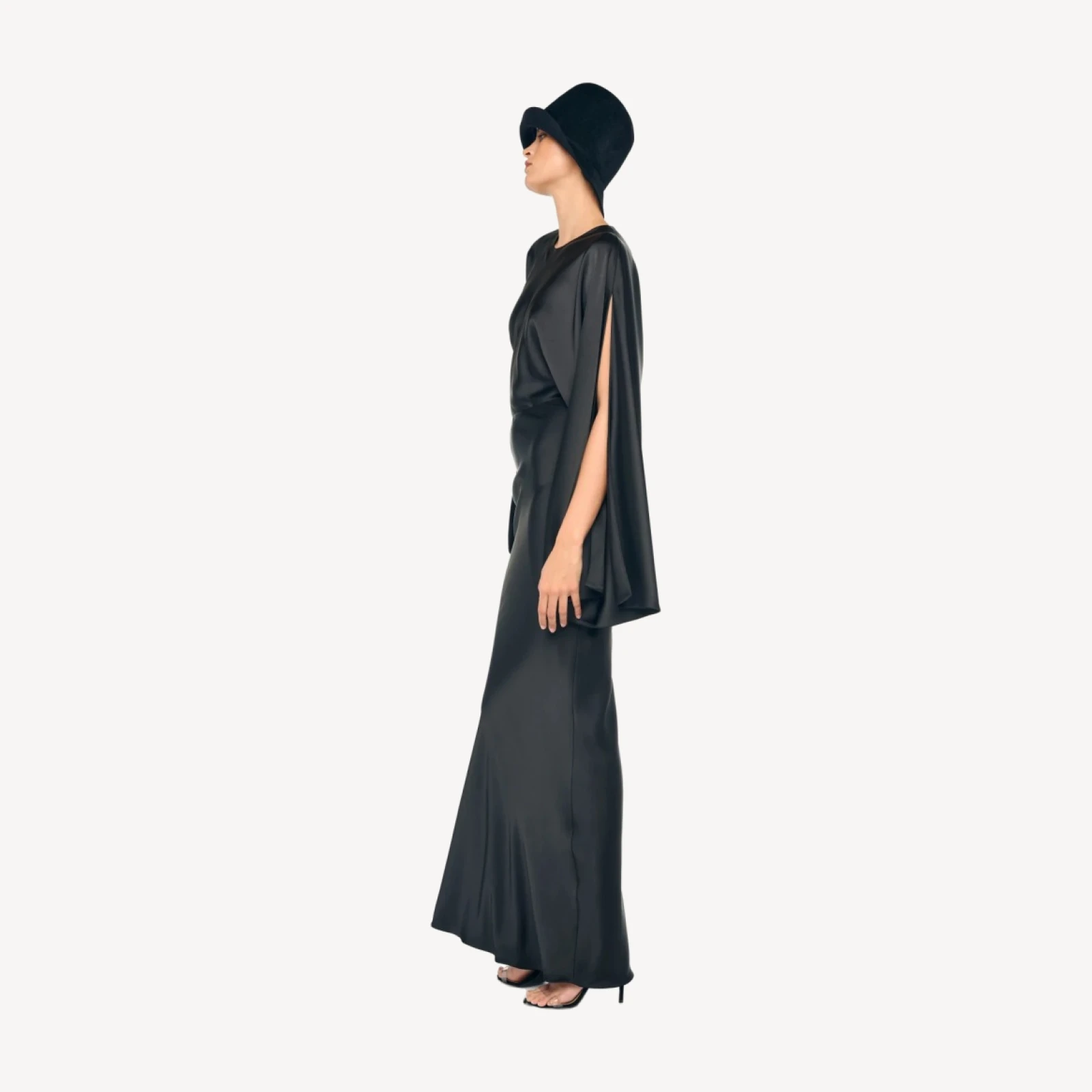 REVERSE OBIE GOWN LONG SLEEVE