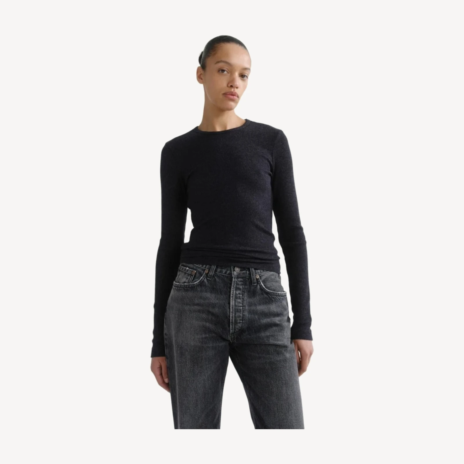 Delphi Slim Tee in Obscura