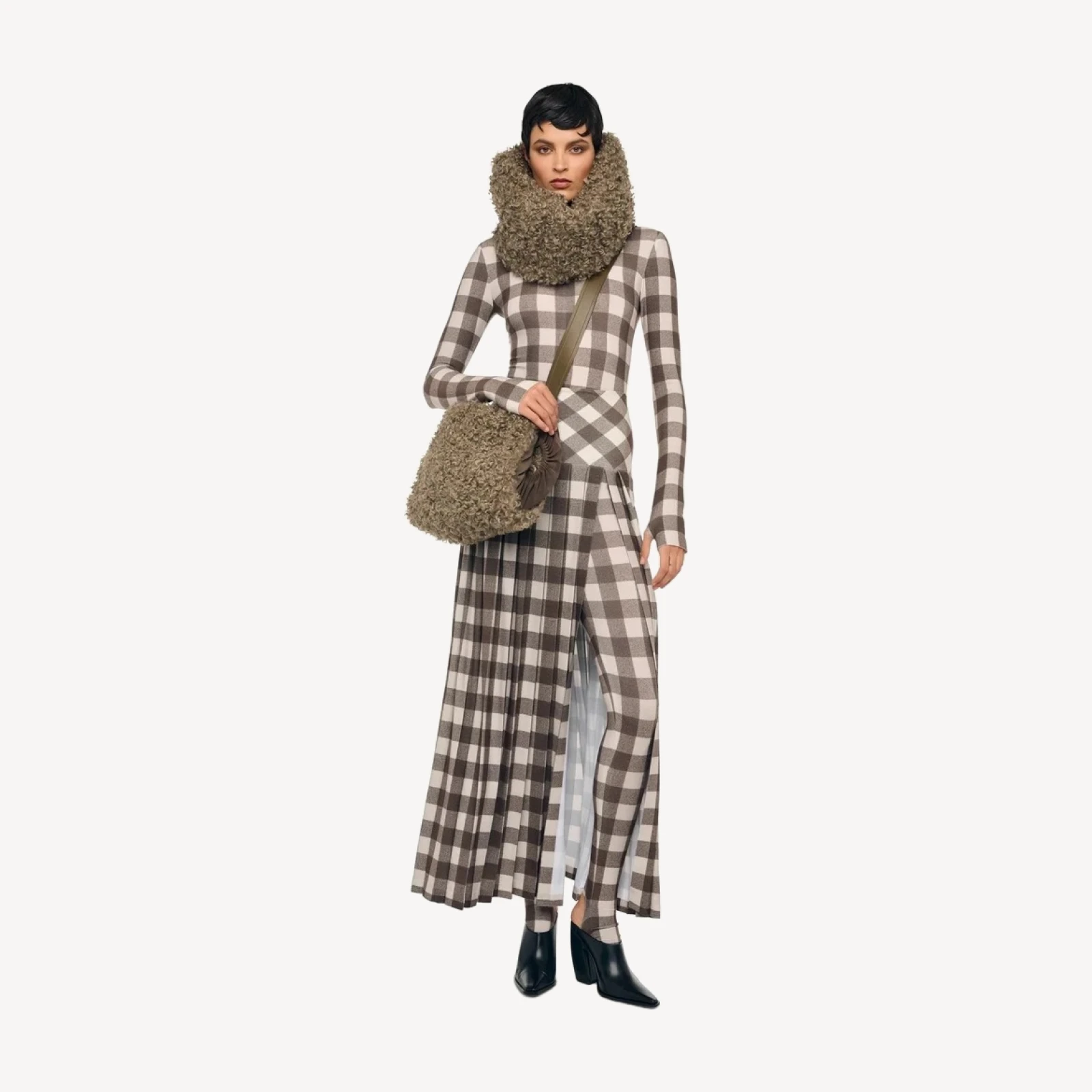 PLEATED LONG SKIRT W/ SLIT