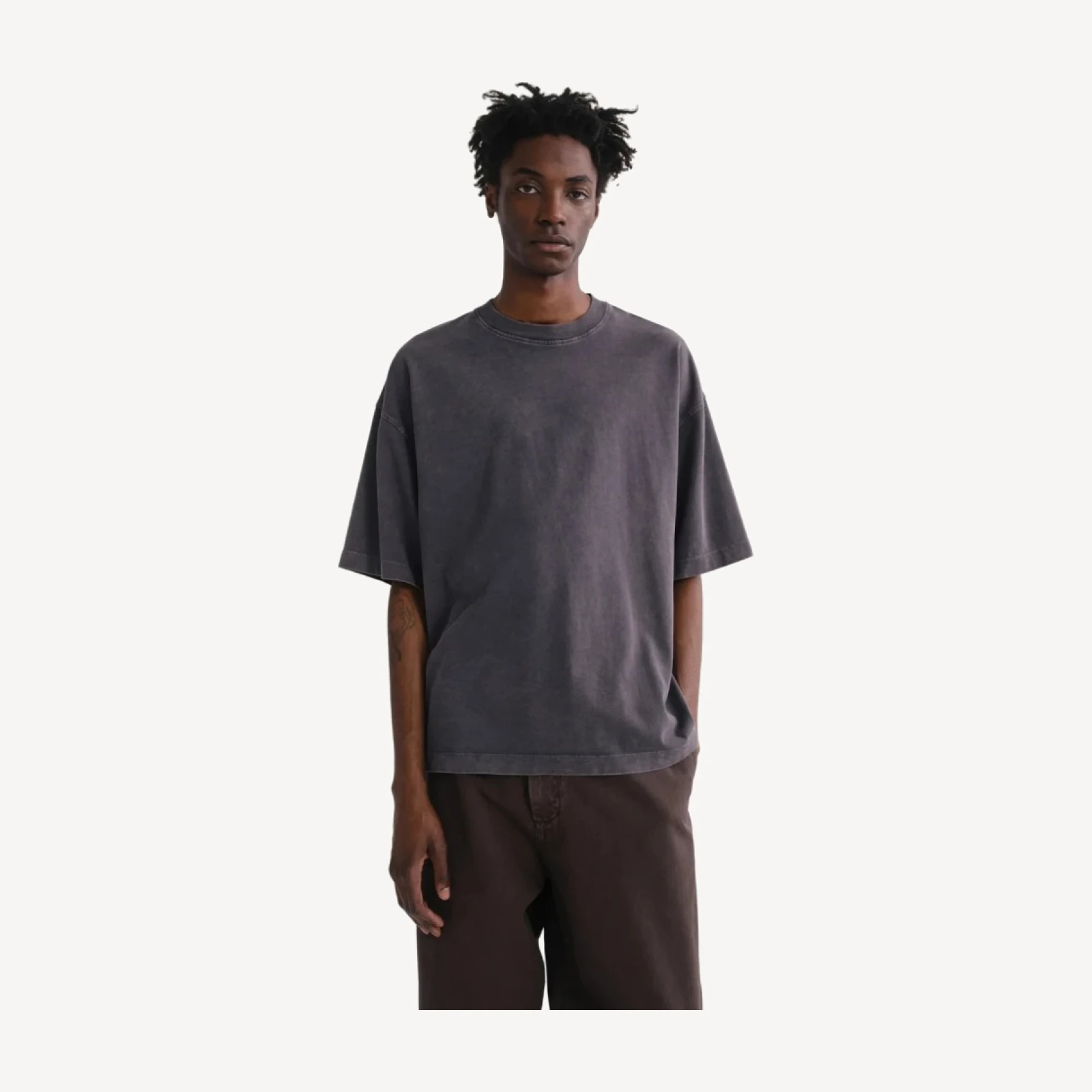 Portman Tee in Washed Grey