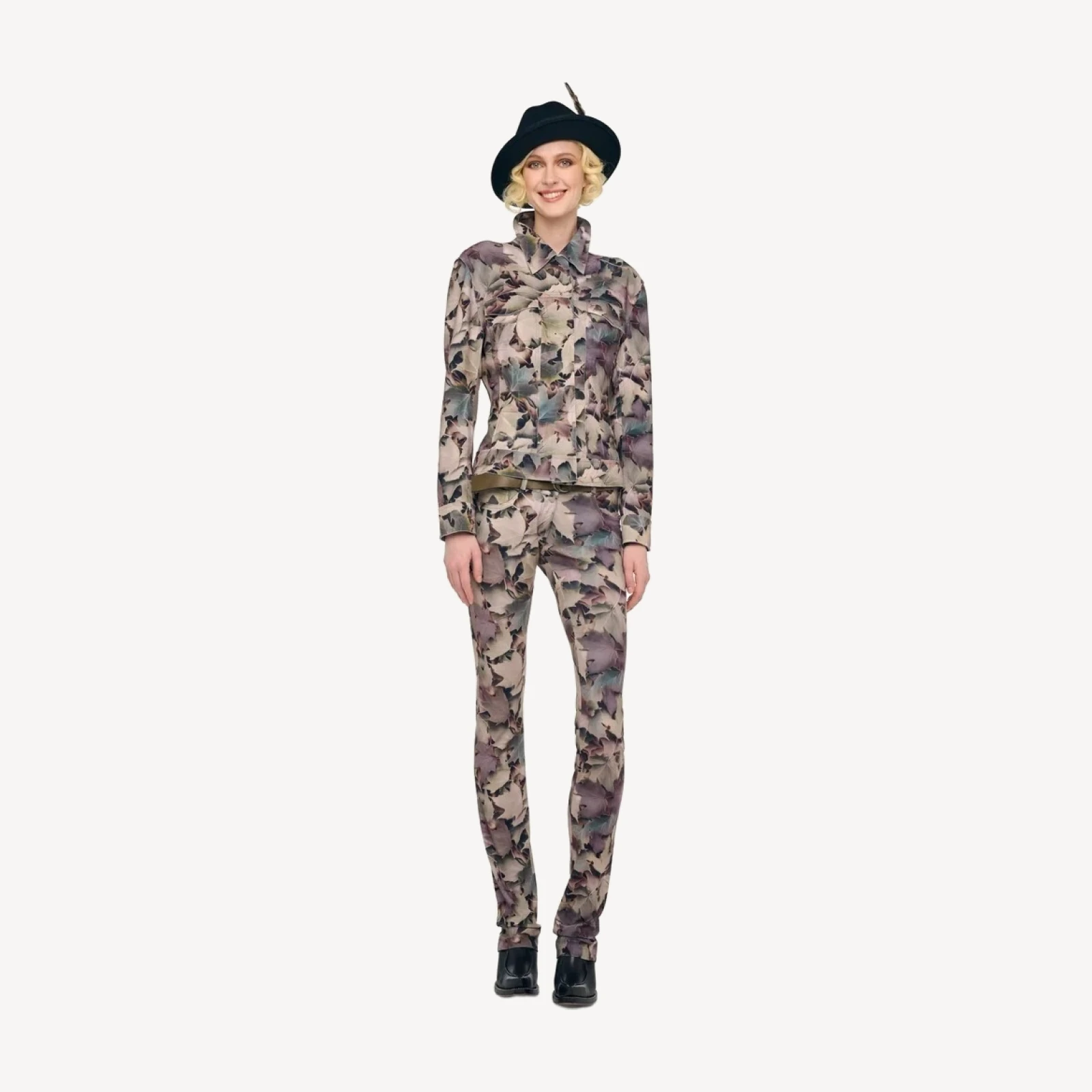 BOOT LEG JEAN