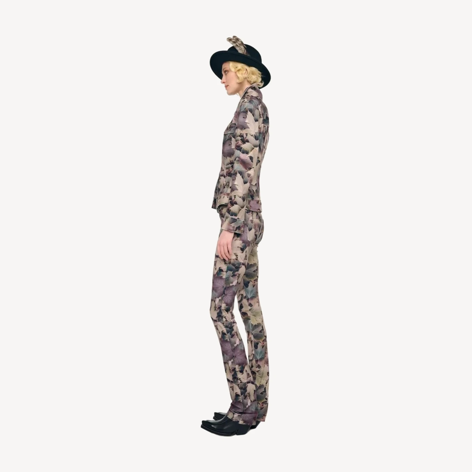 BOOT LEG JEAN