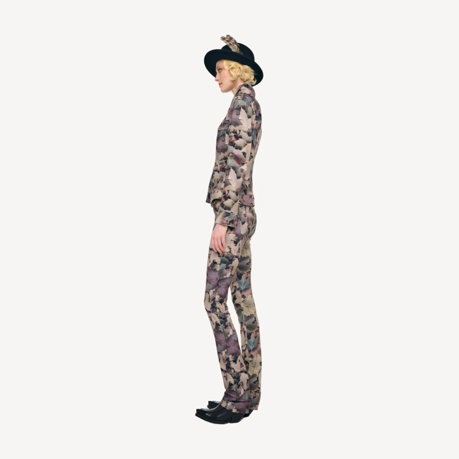 BOOT LEG JEAN