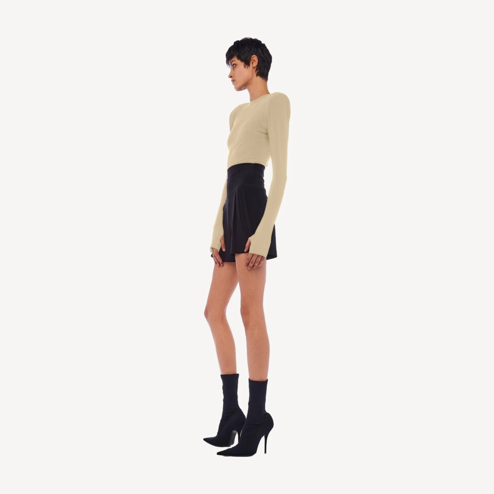 SHOULDER PAD CREW TOP