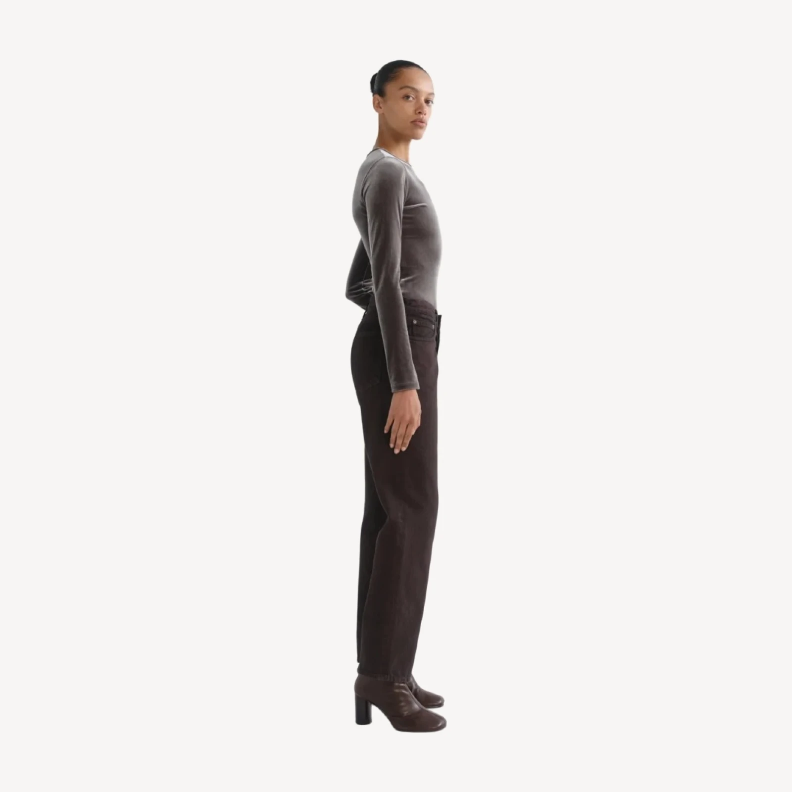 Aura Long Sleeve Bodysuit (Velvet) in Truffle