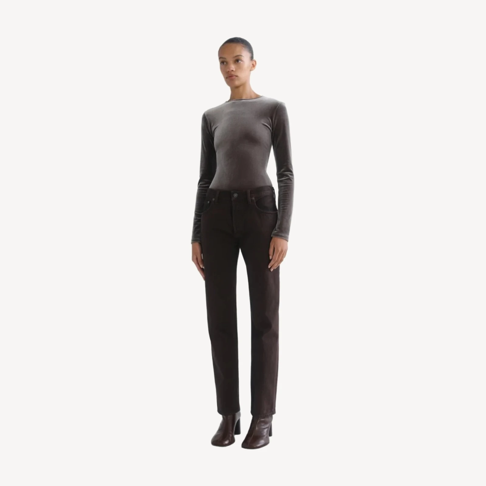 Aura Long Sleeve Bodysuit (Velvet) in Truffle