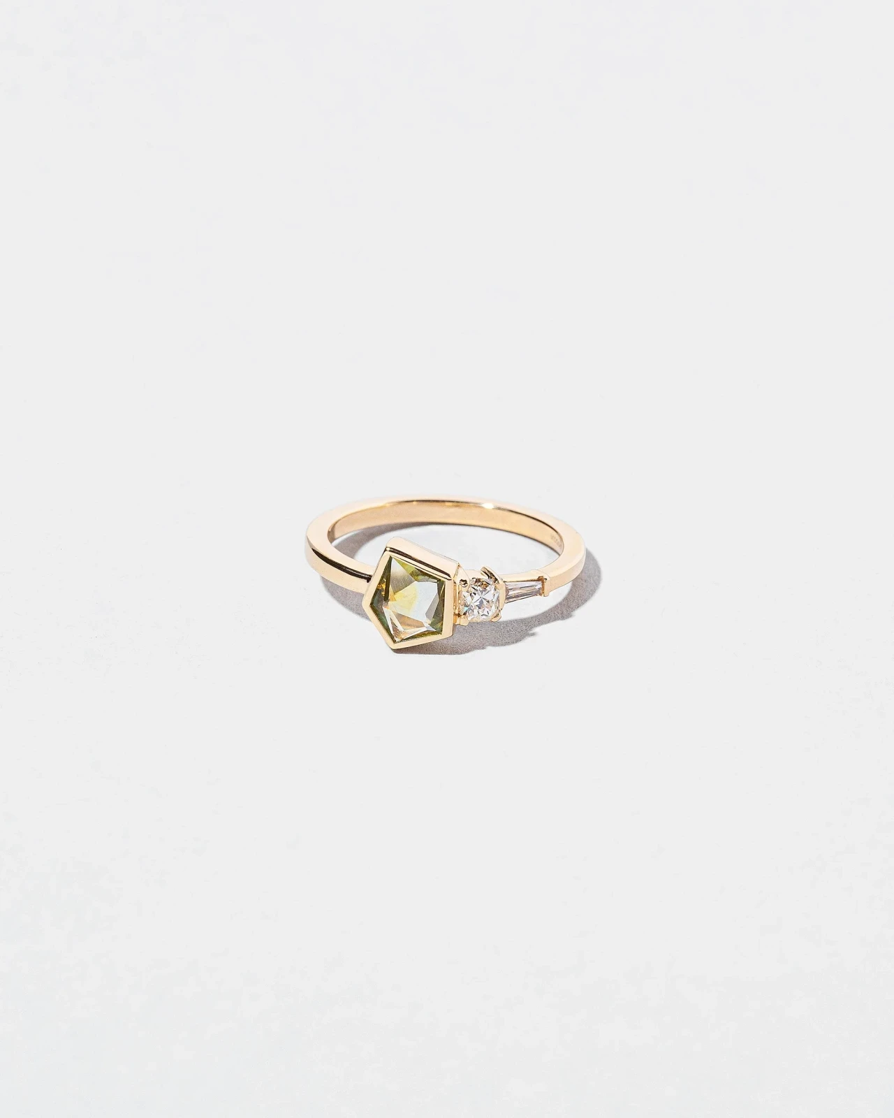 Aglaophotis Ring
