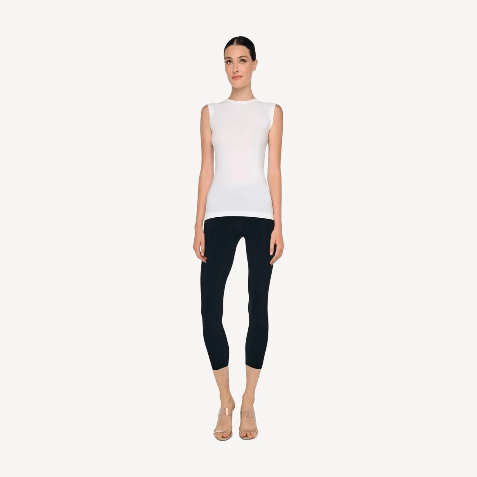 SLEEVELESS TOP