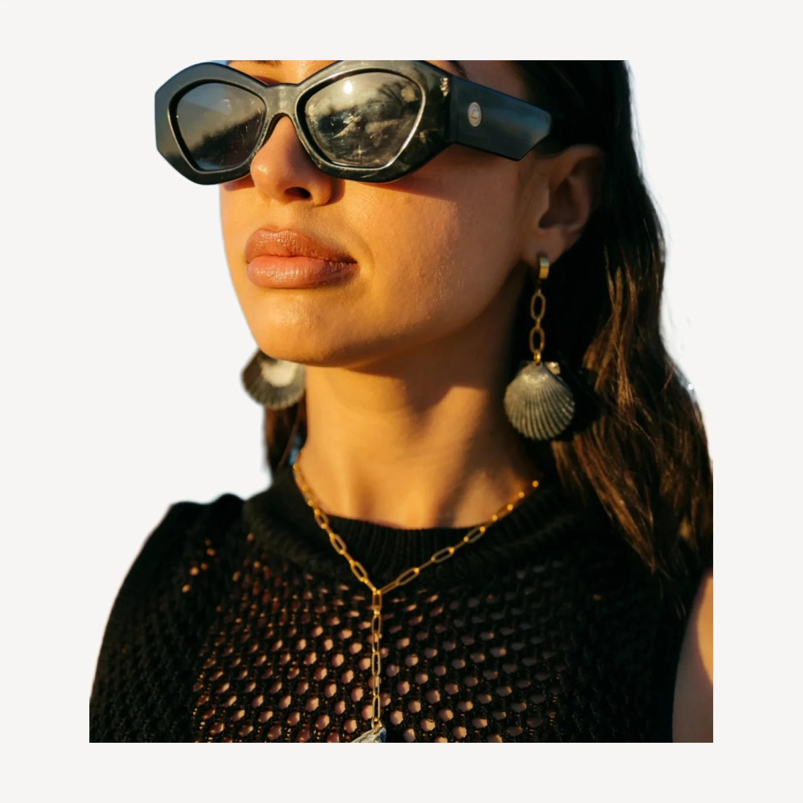 The Ahna Shell Earrings (Chain)