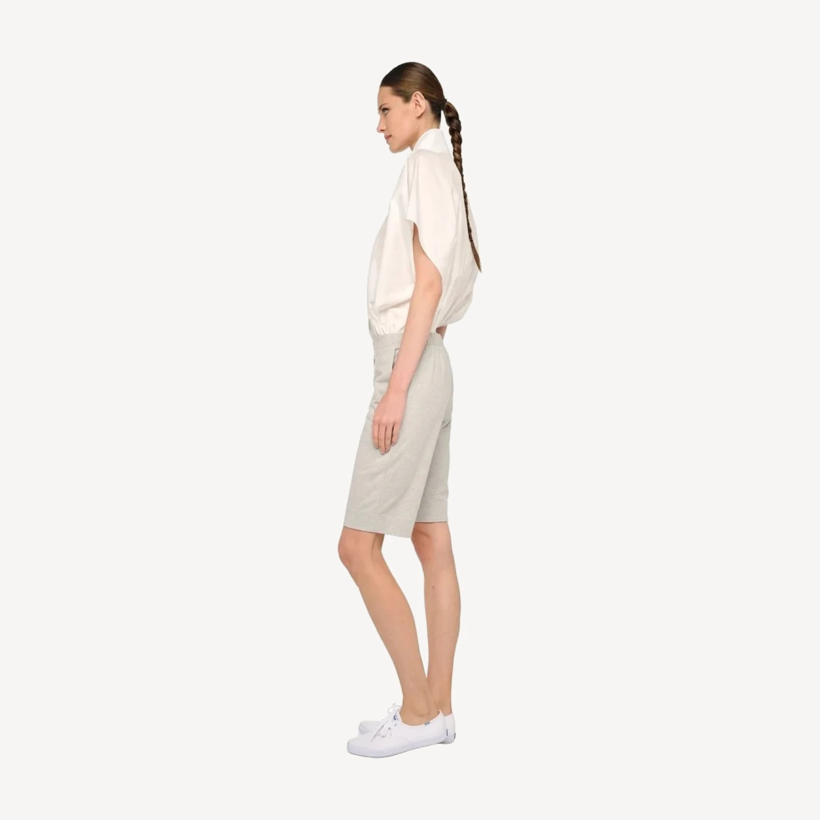FLAT FRONT BERMUDA SHORT