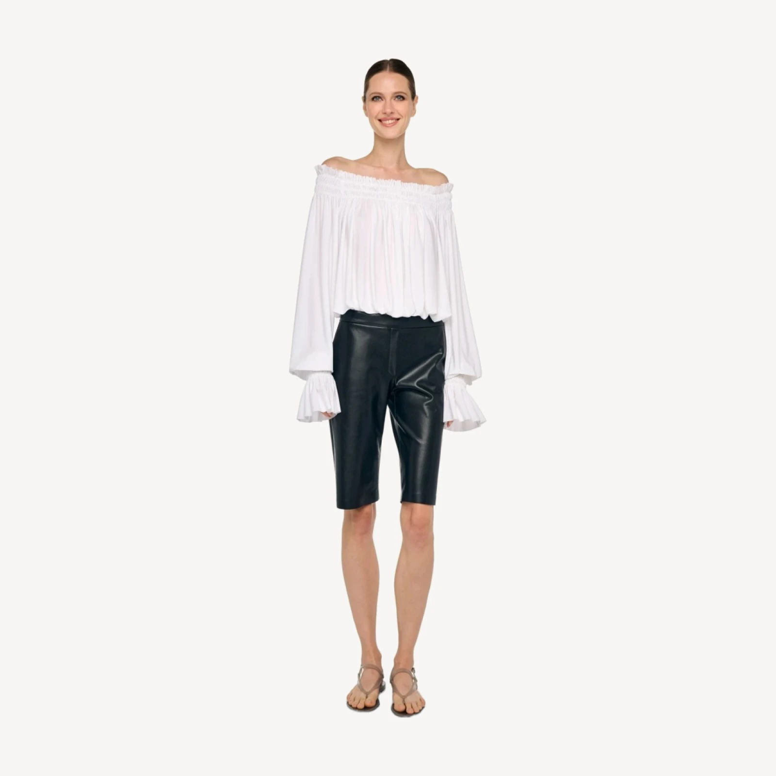 FLAT FRONT BERMUDA SHORT