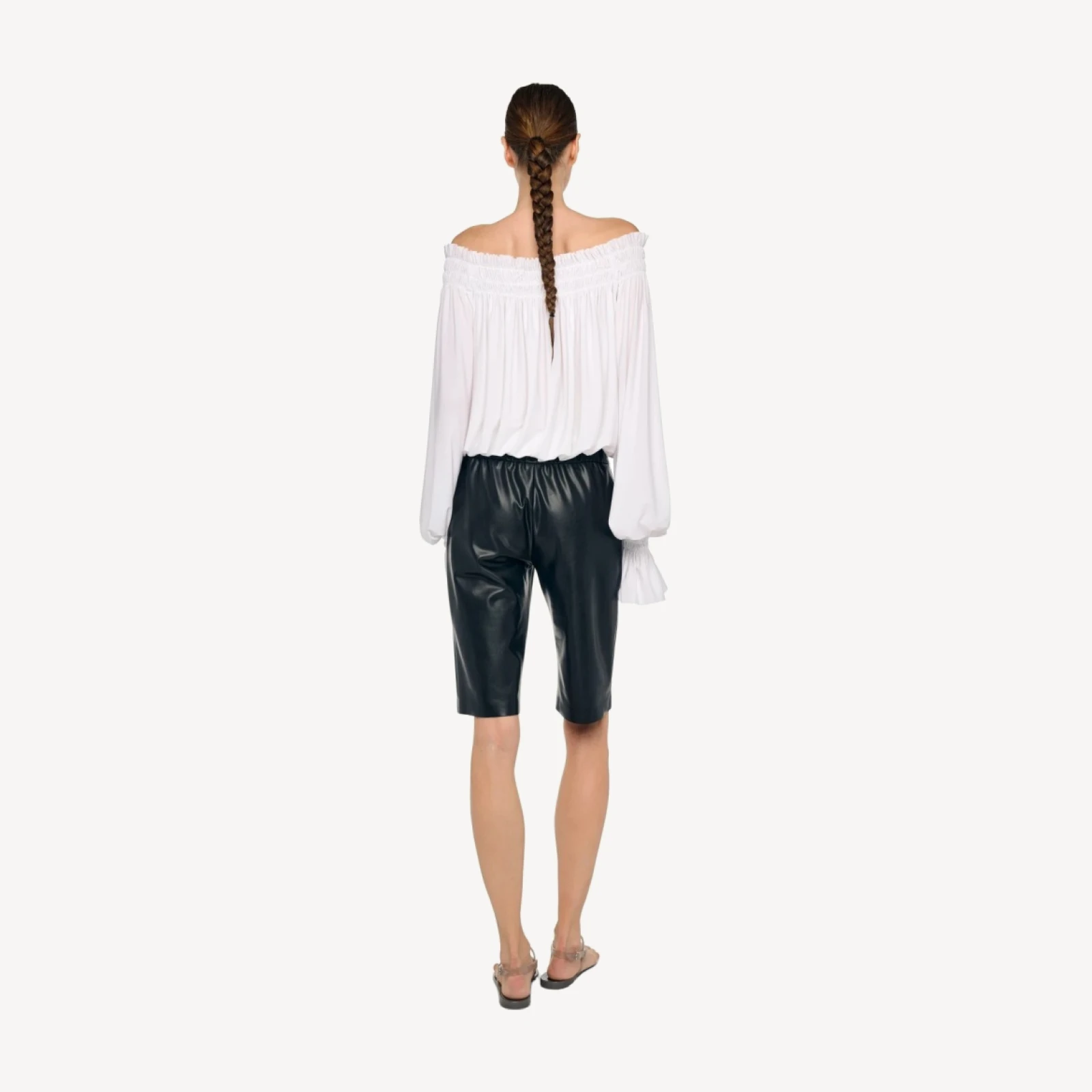FLAT FRONT BERMUDA SHORT