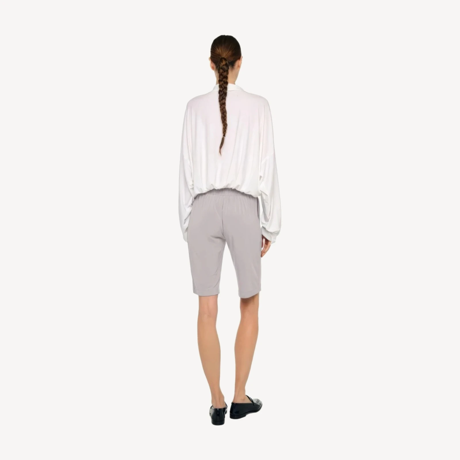 FLAT FRONT BERMUDA SHORT