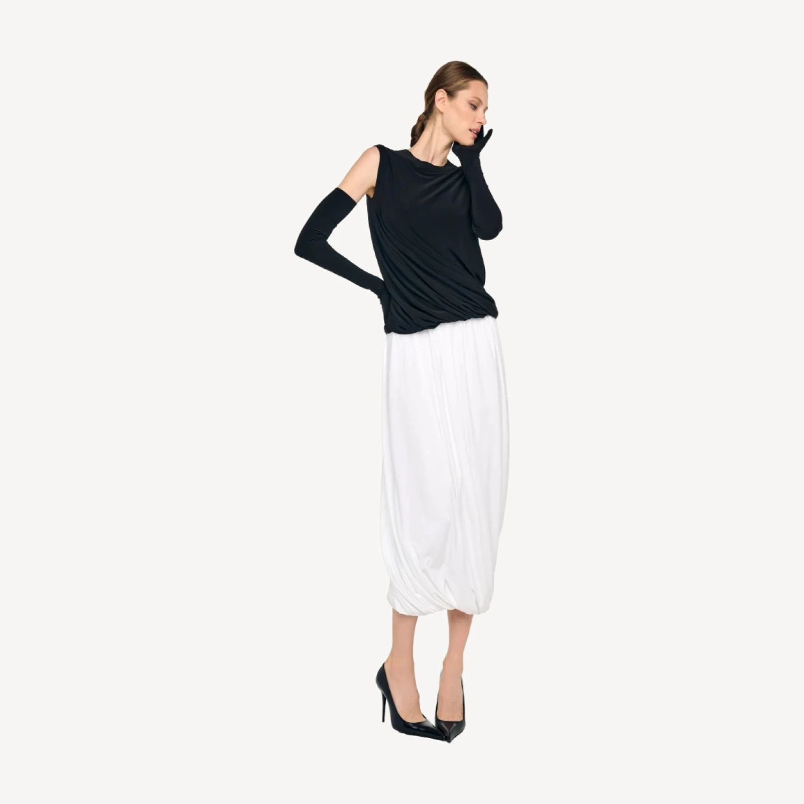 SLEEVELESS TWIST TOP