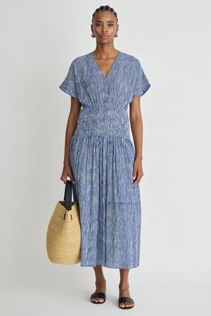 Airy Mana V-neck Maxi