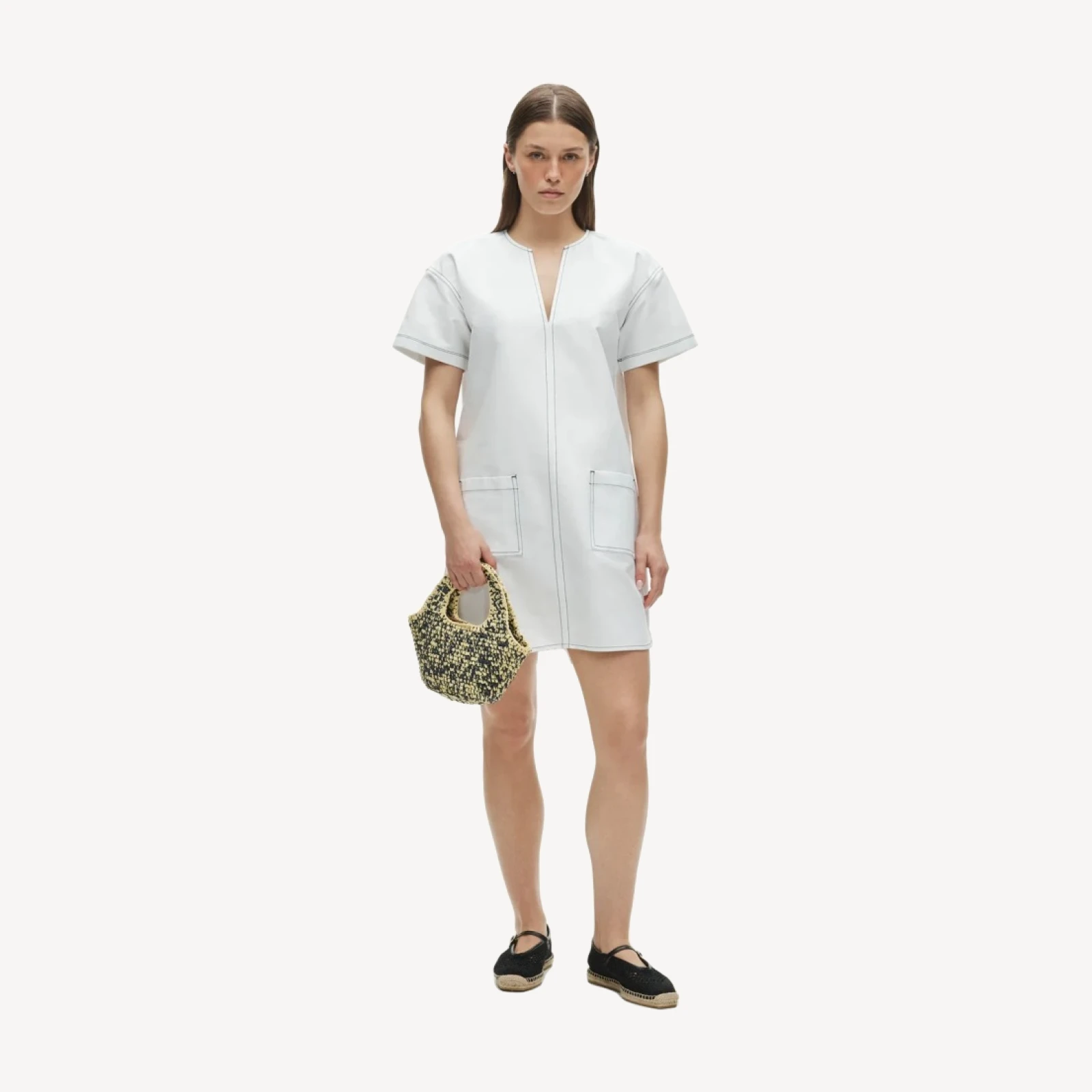 Patch-pocket pullover dress in structured cotton poplin