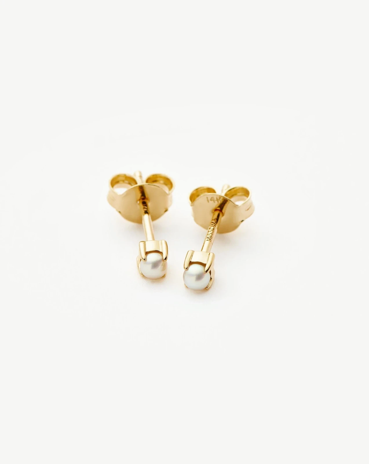 Solid Gold Pearl Stud Earrings | 9ct Solid Yellow Gold/Pearl, photo 4