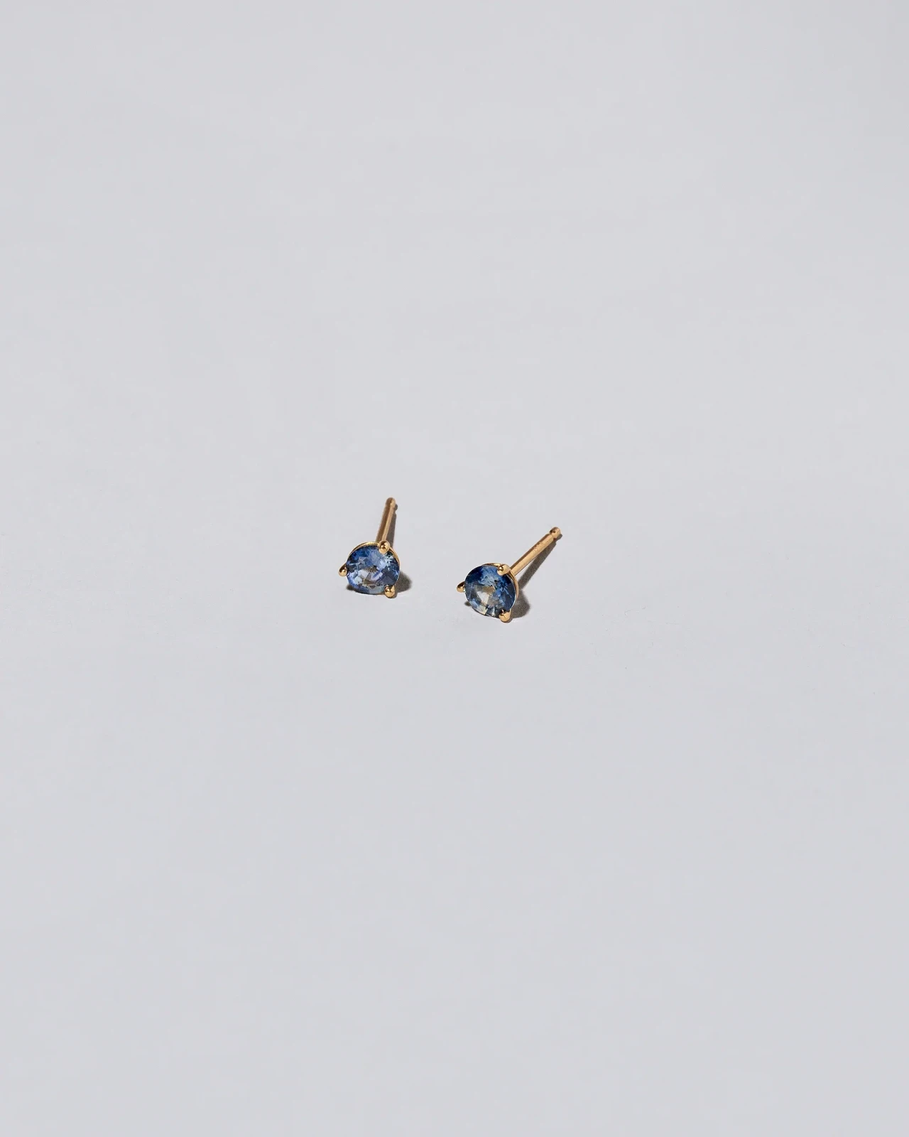 Martini Stud Earrings - Blue Bicolor Sapphire