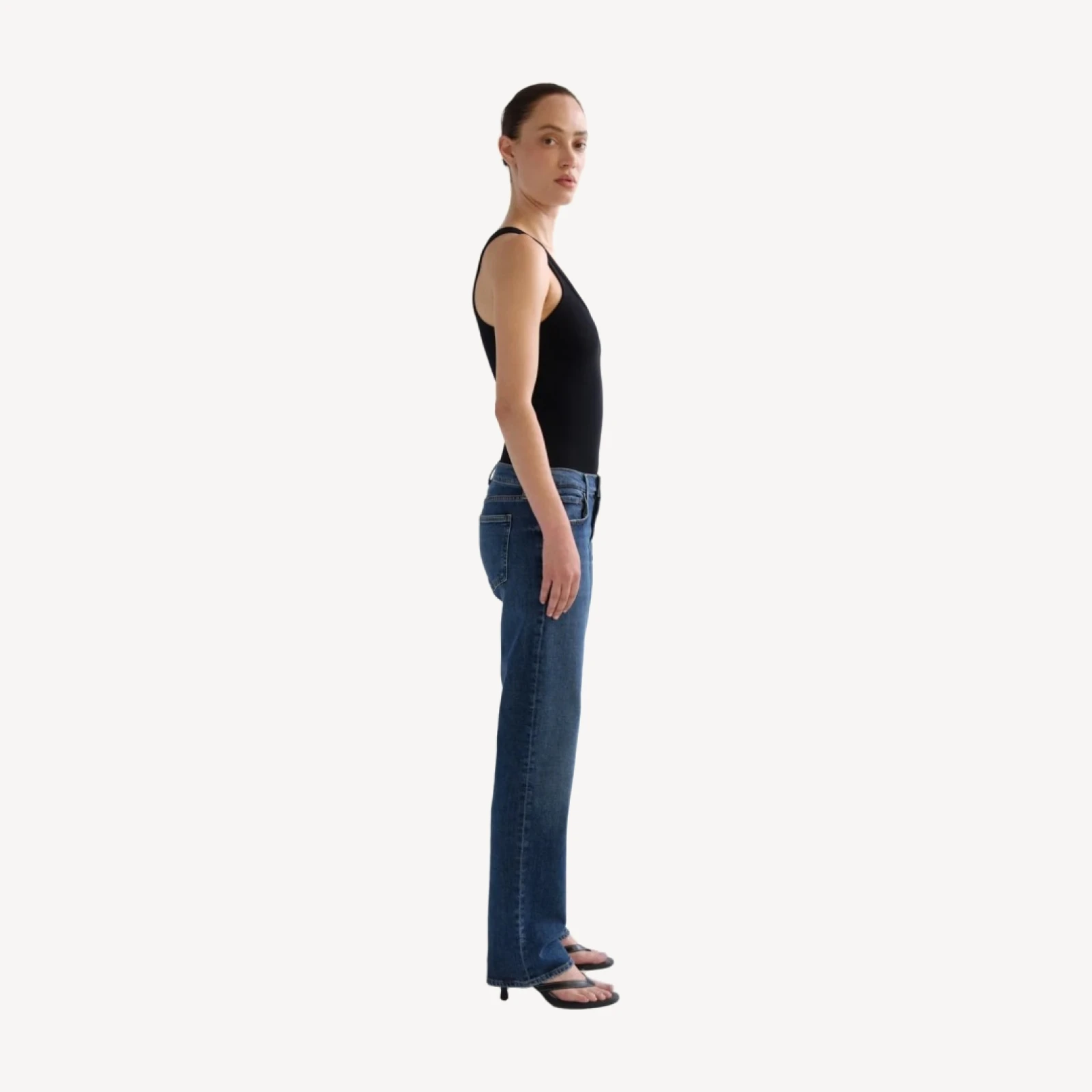 Low Rise Slim (Weightless Stretch) in Slick