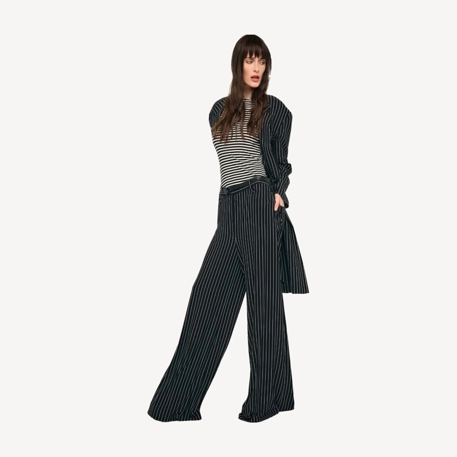 WIDE LEG JEAN