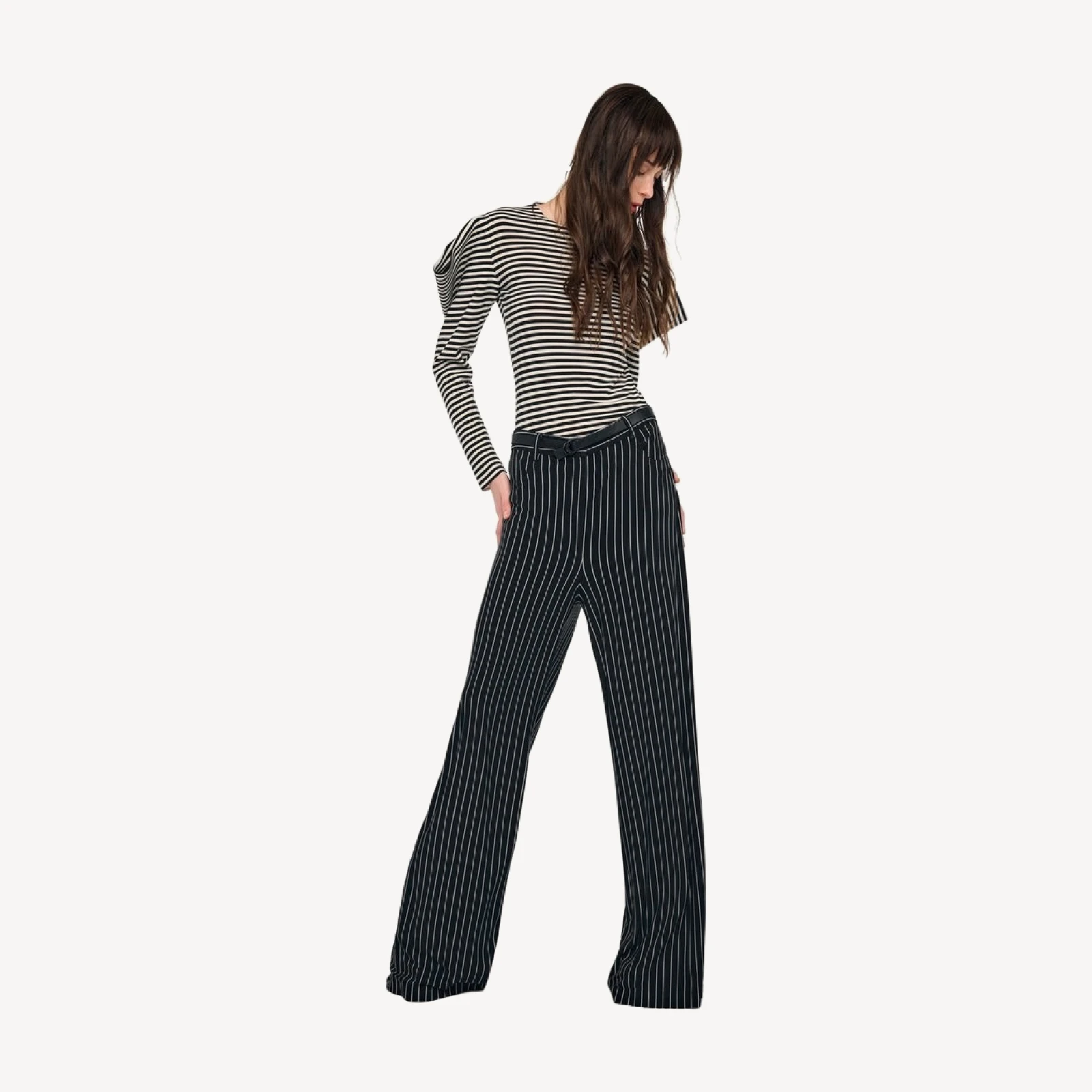 WIDE LEG JEAN