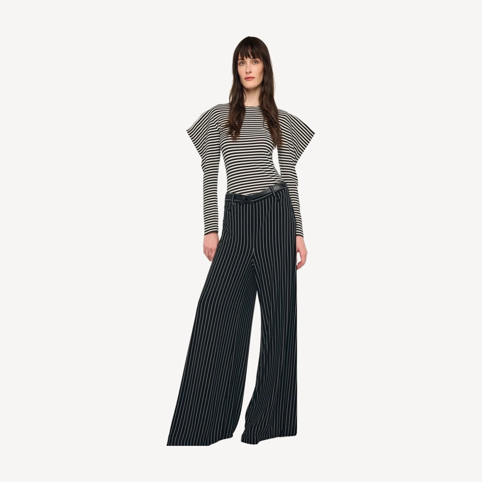 WING SLEEVE TOP