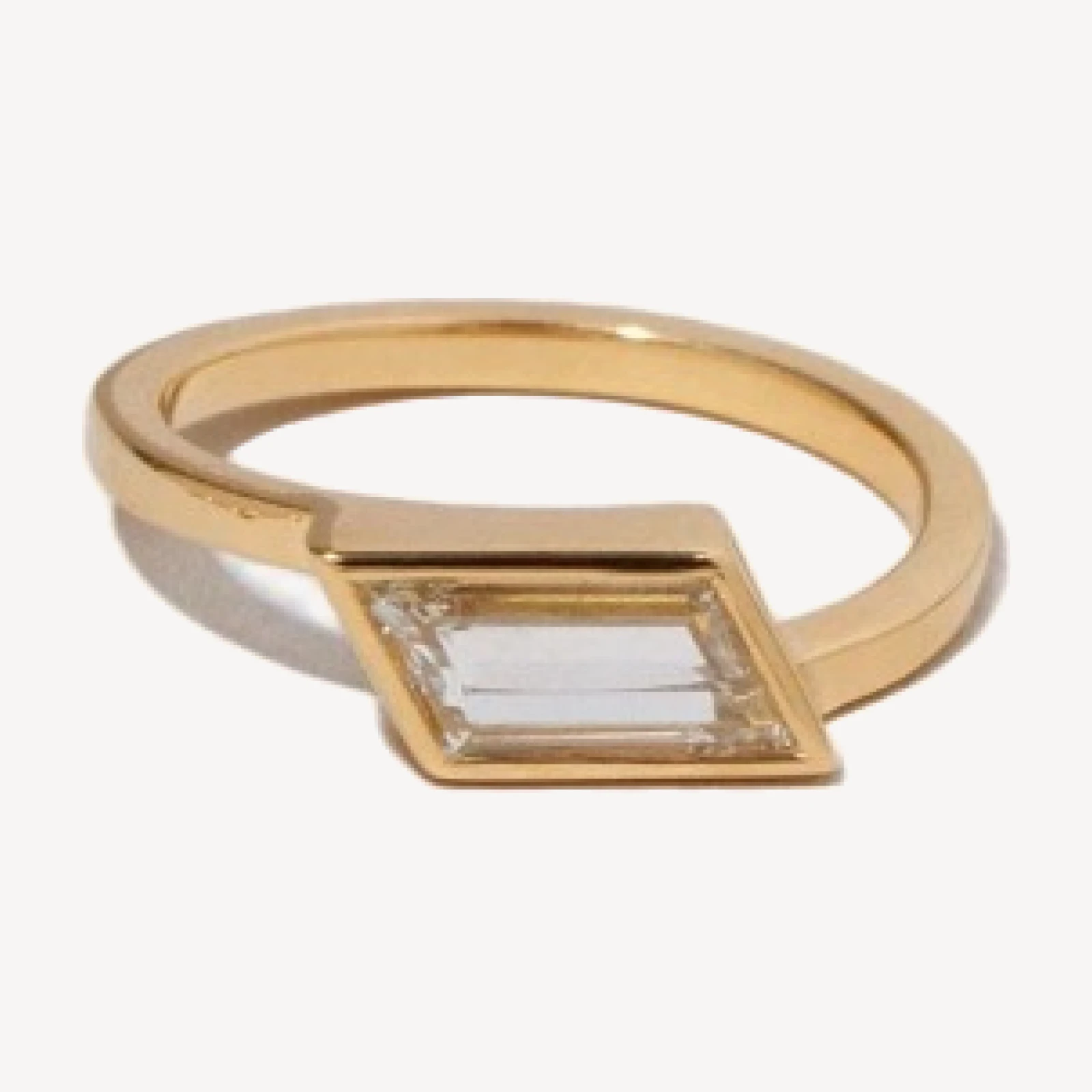 Soutenu Ring