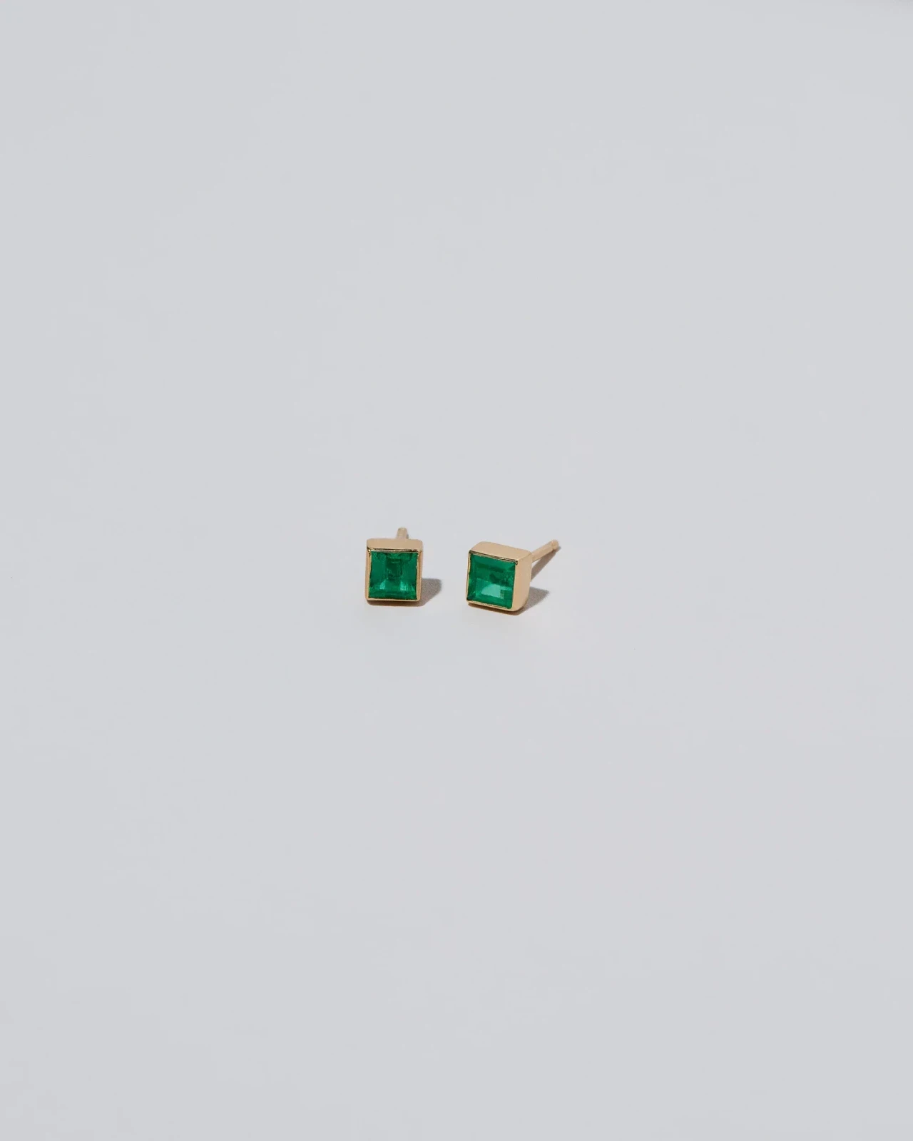 Square Frame Stud Earrings - Emerald