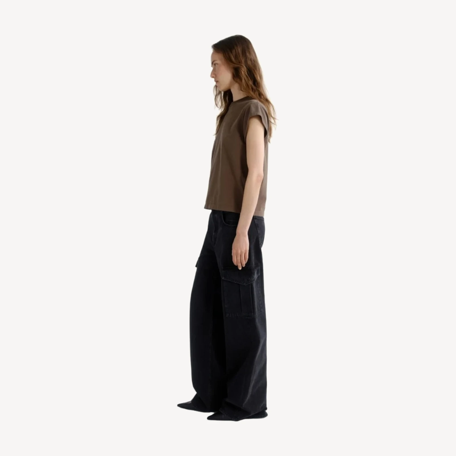 Minka Cargo (Weightless) in Vanta
