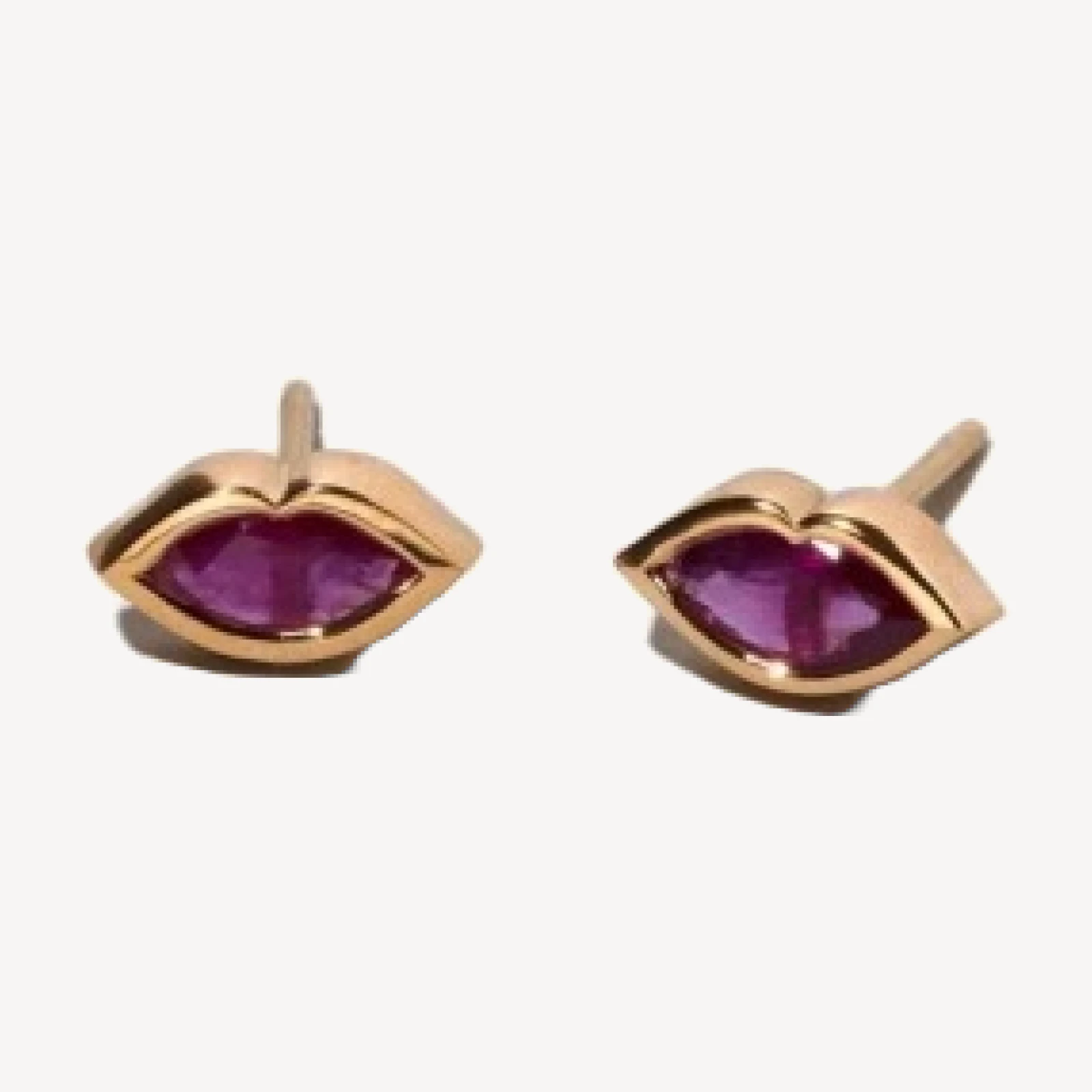 Big Kiss Stud Earrings