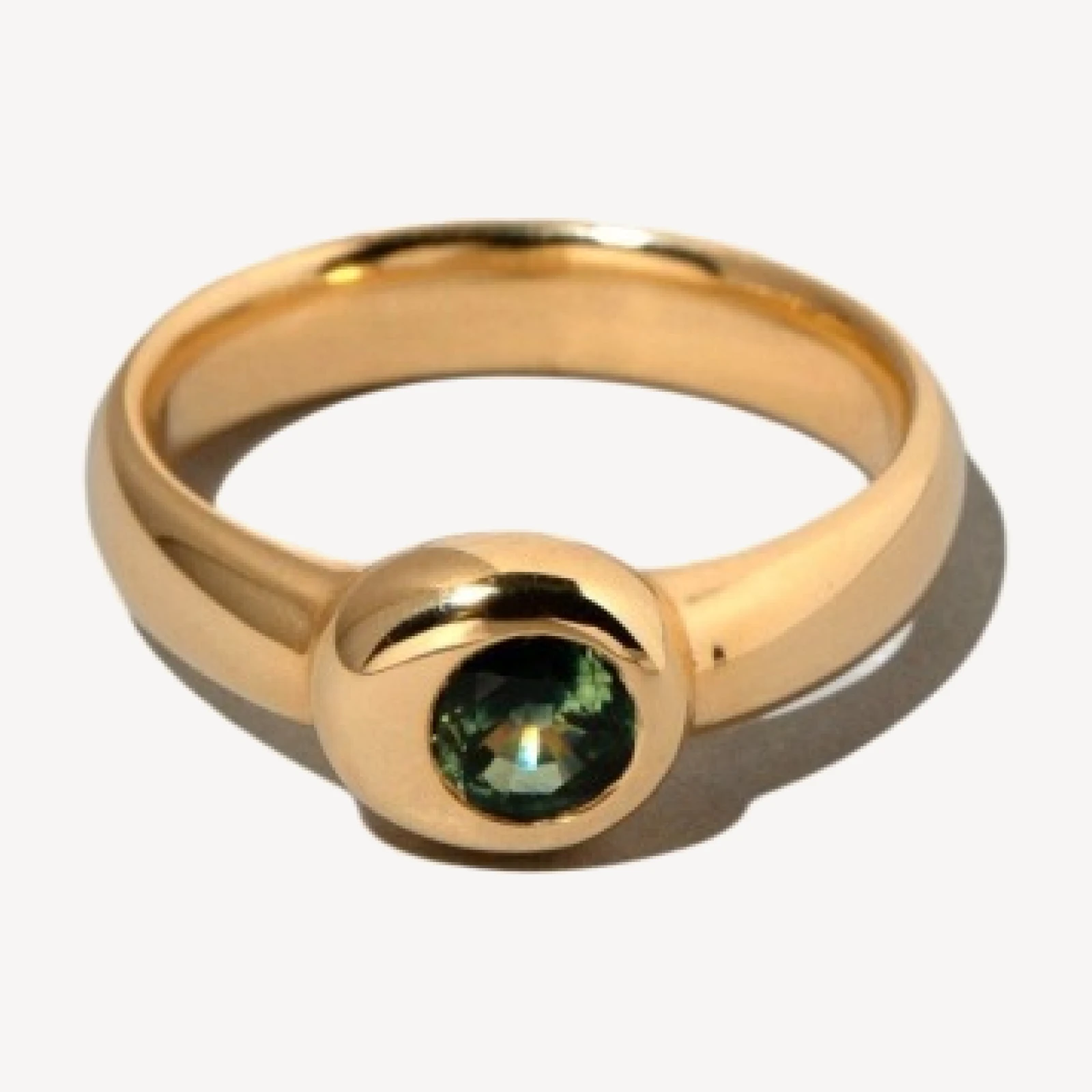 Level Ring - Green Sapphire