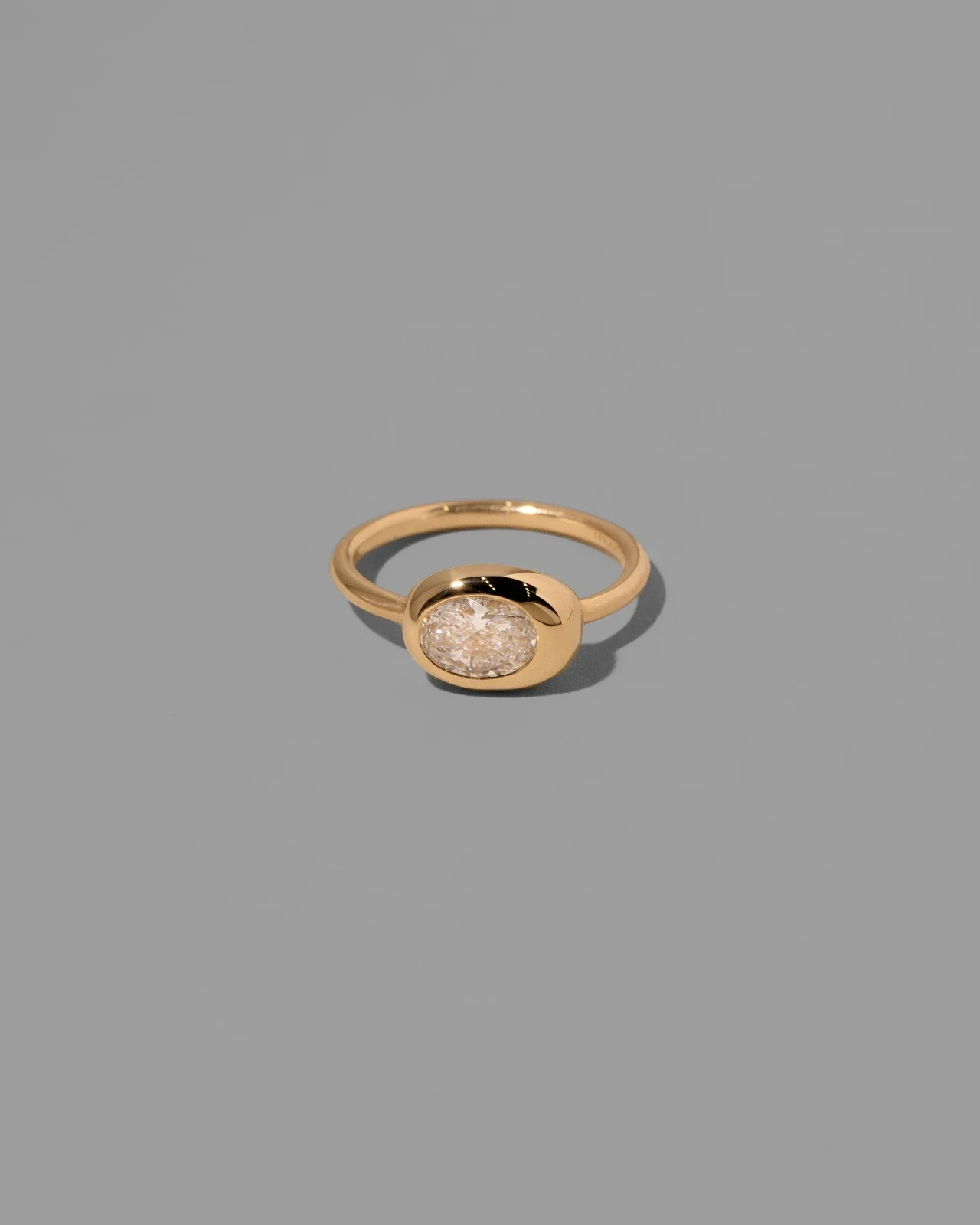 Equalize Ring - Oval Diamond