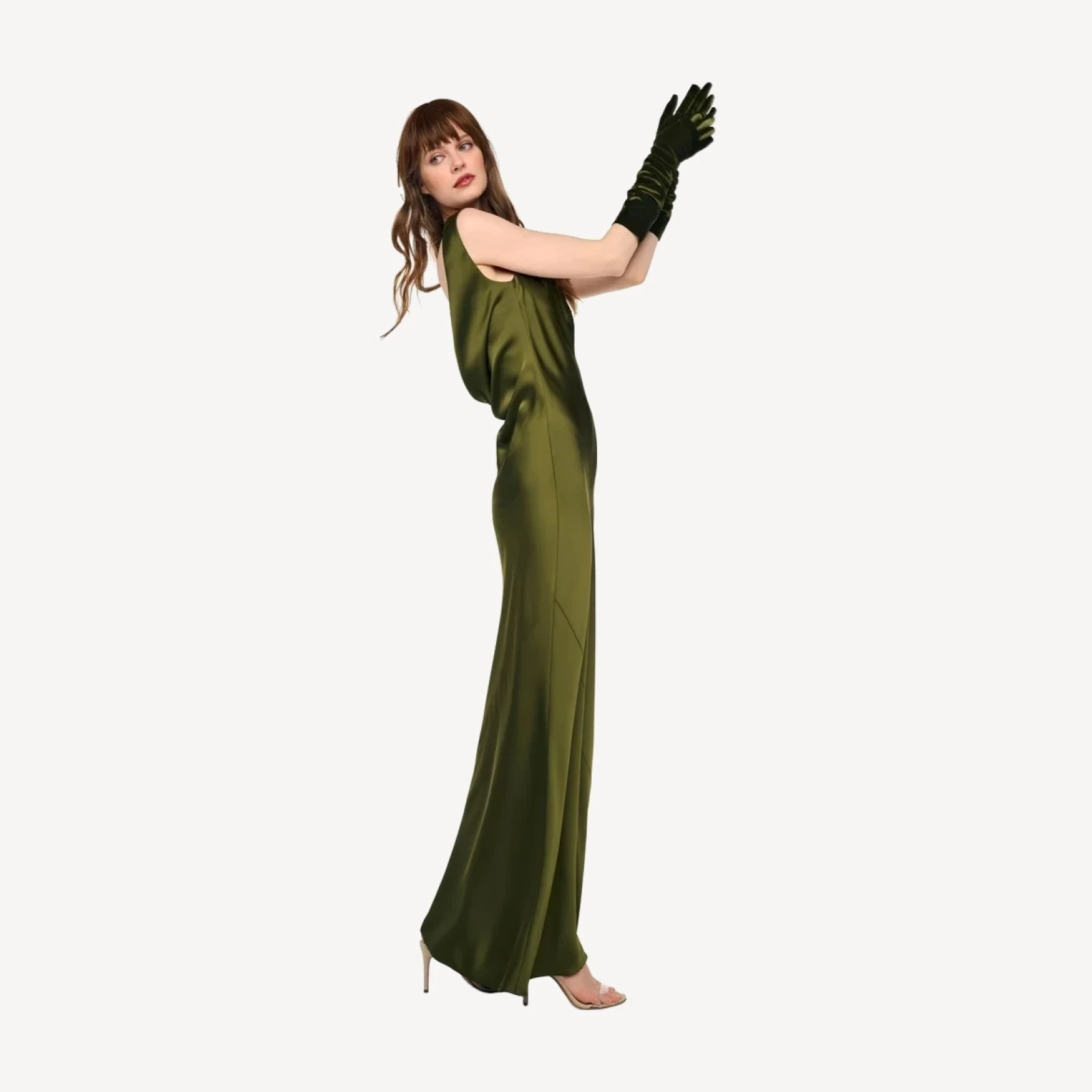 SLEEVELESS LOW BACK DRAPE GOWN