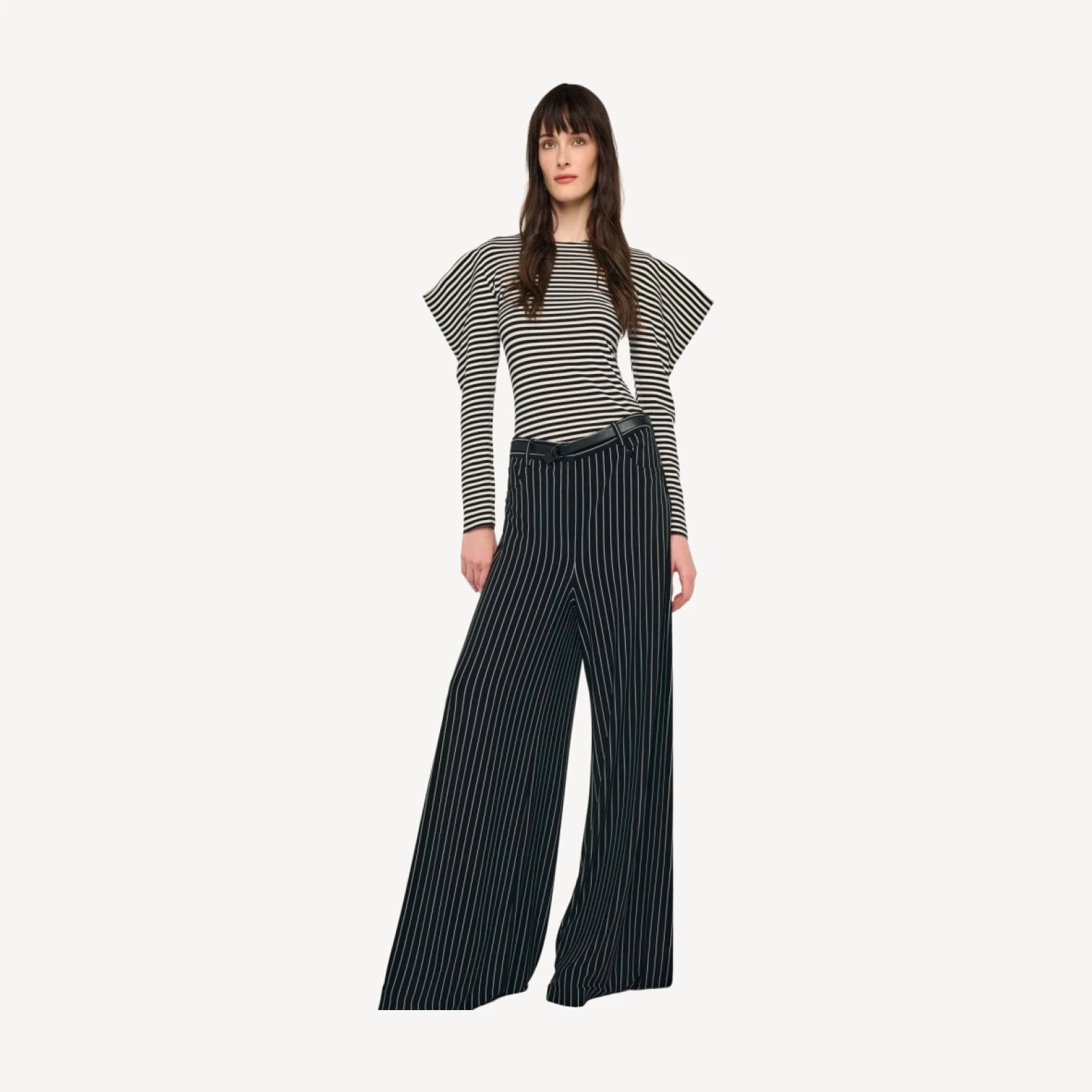 WIDE LEG JEAN
