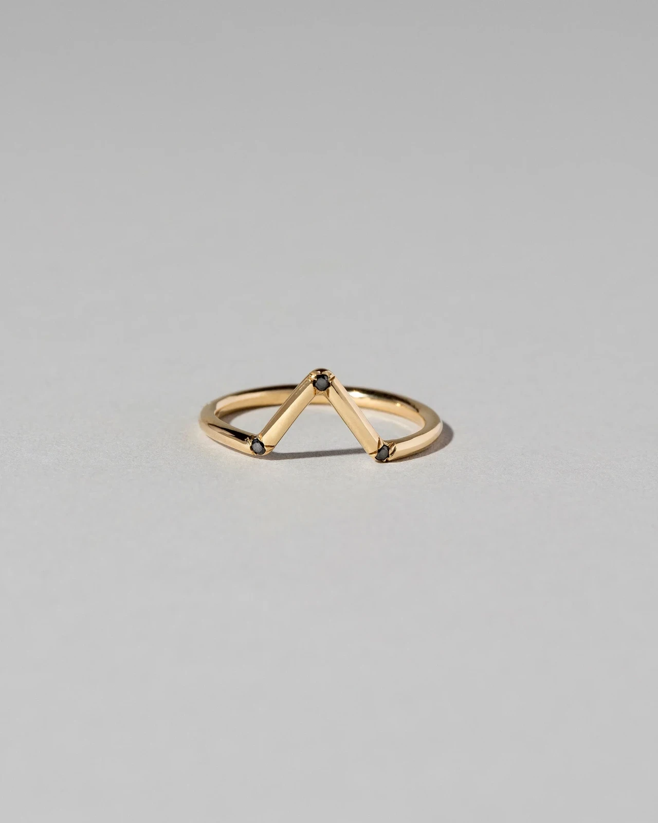 Triangle Band in Three Stone Black Diamond - sz4.5 x Vault