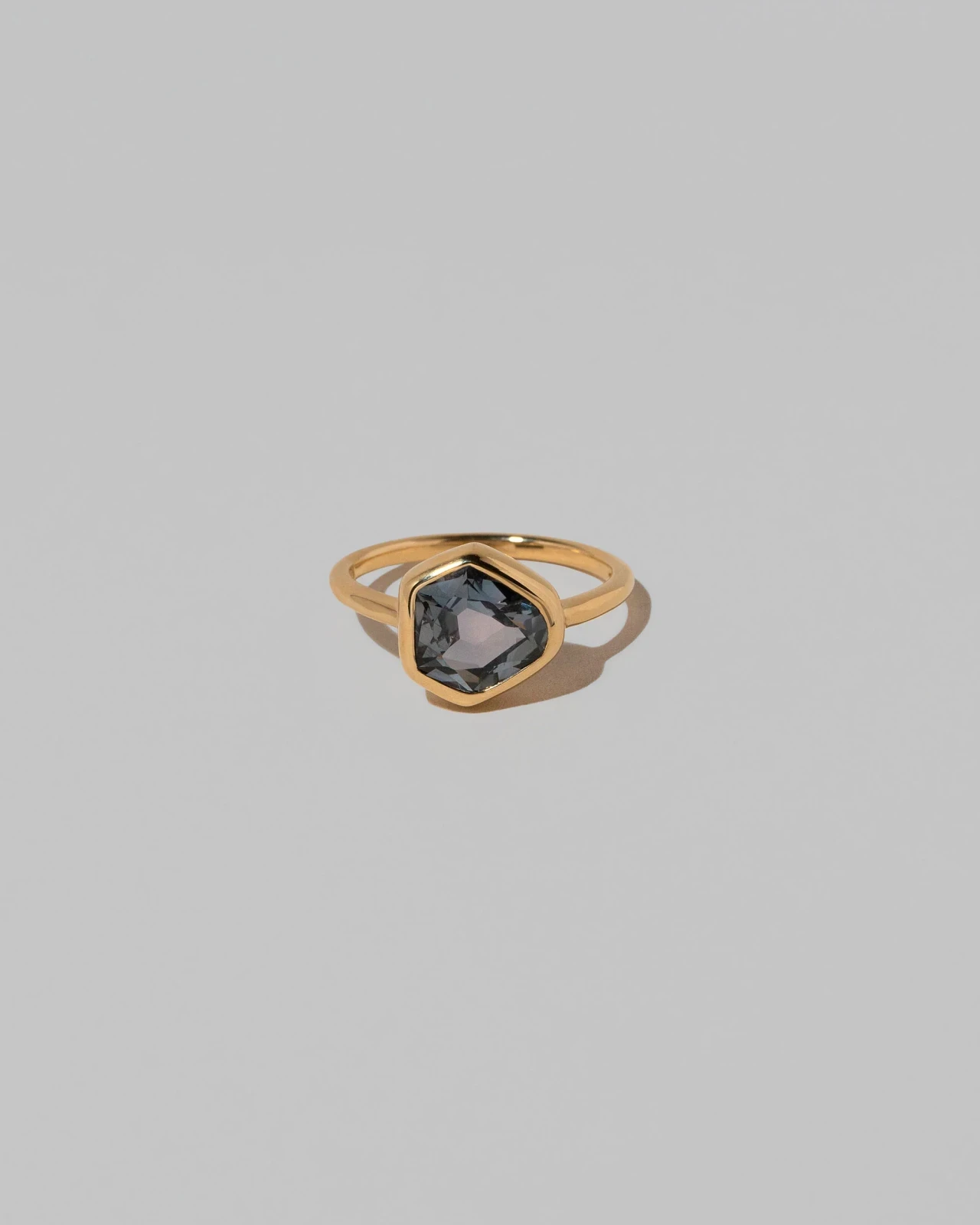 Geyser Purple Sapphire Ring 003