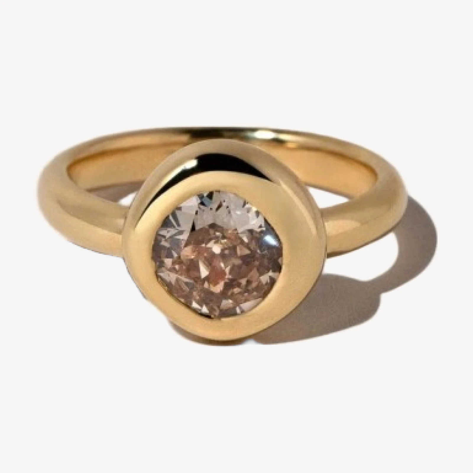 Poise Ring - Brown Diamond