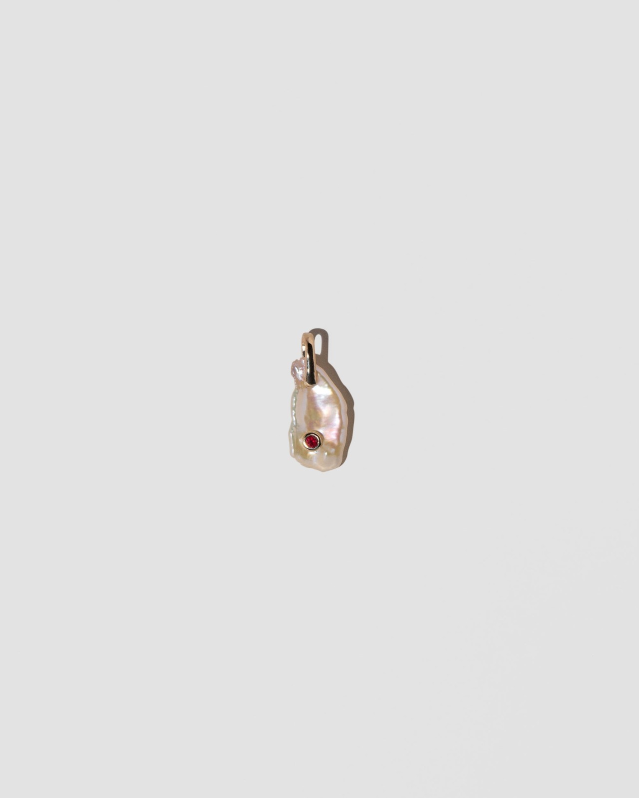 January Birthstone Pearl Pendant With Garnet
