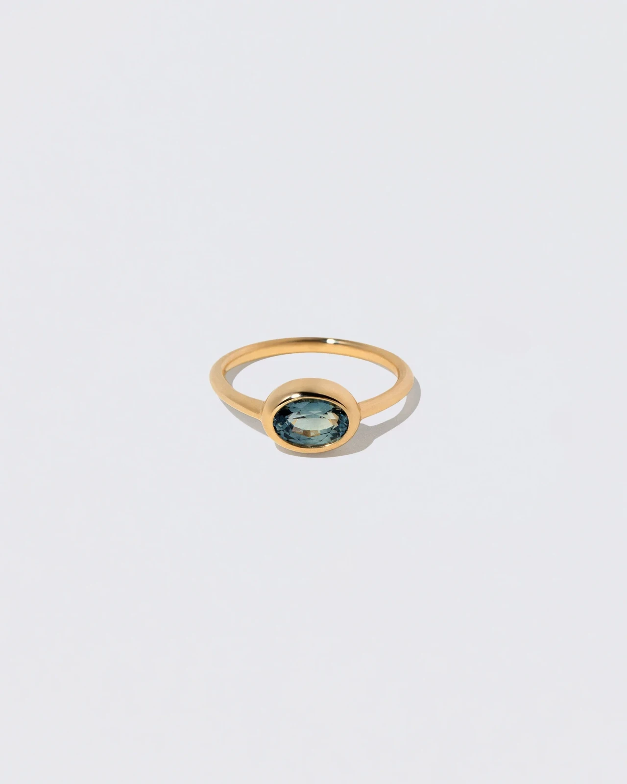 Geyser Bicolor Sapphire Ring 008