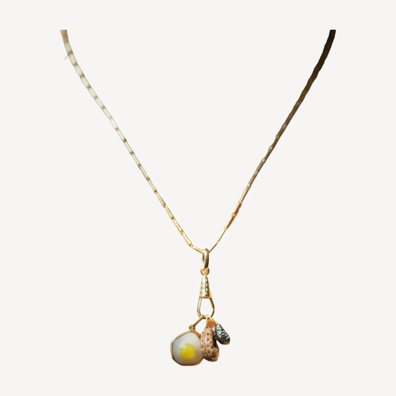 Grid Swivel Charm Holder