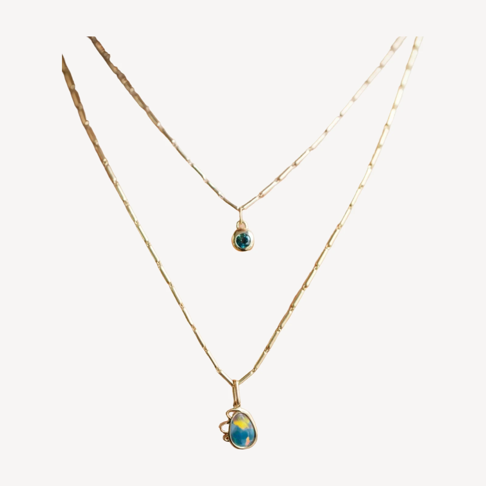 Round Level Charm - Bicolor Sapphire
