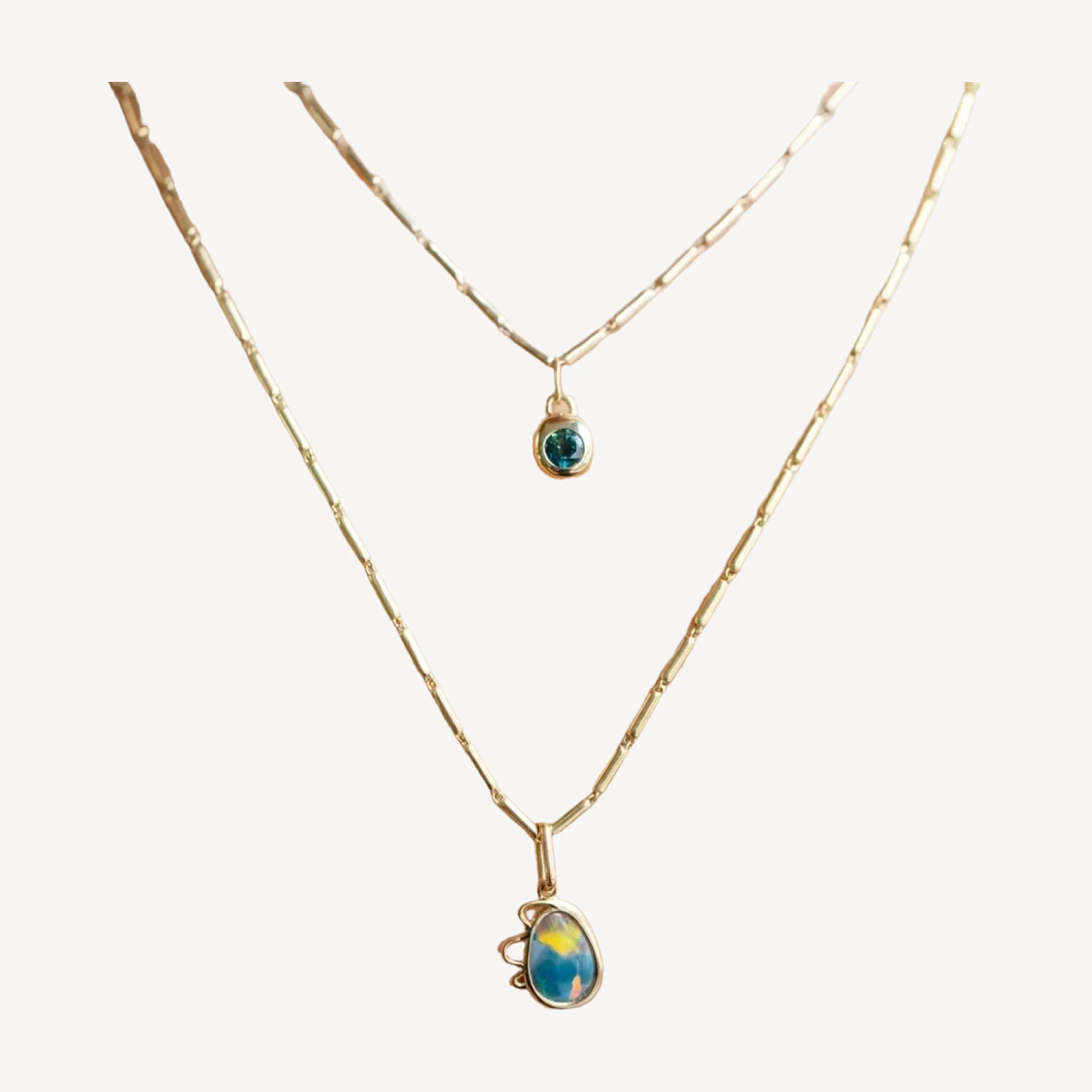 Round Level Charm - Bicolor Sapphire