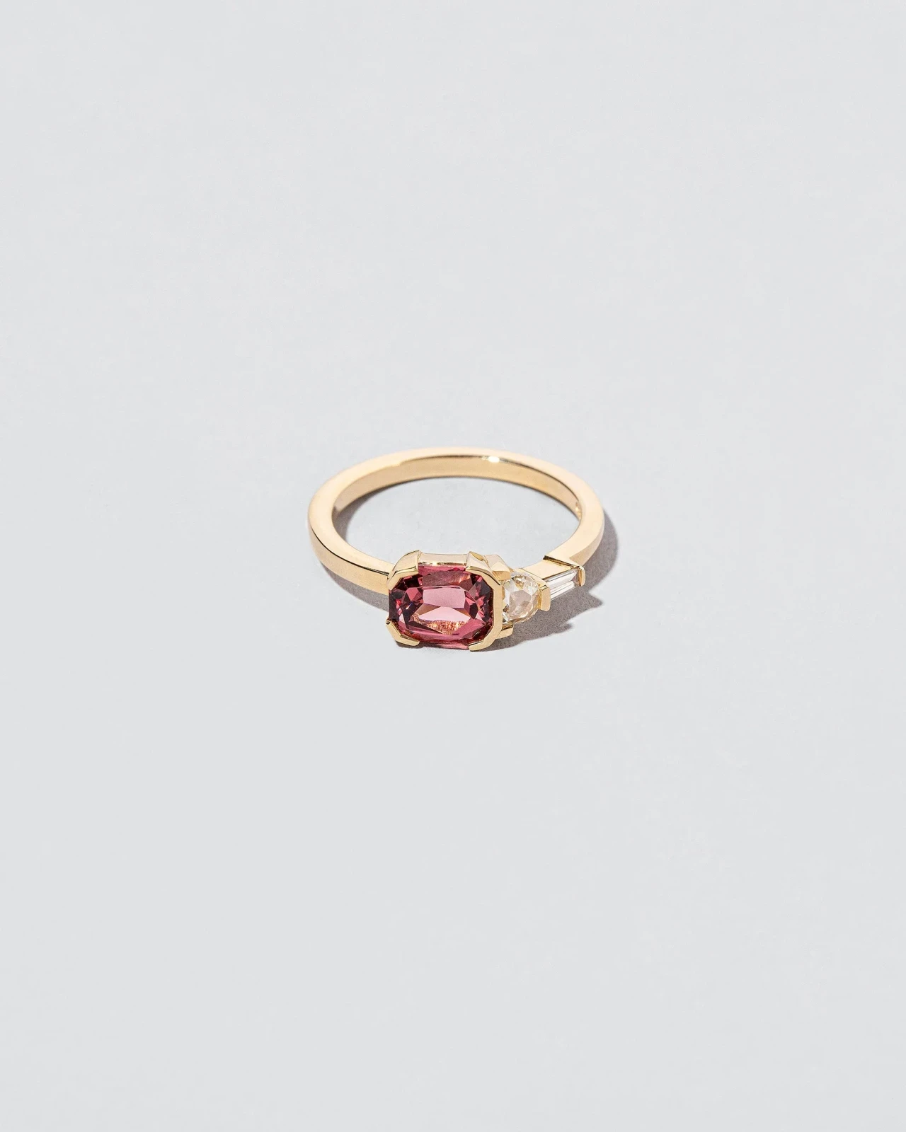 Eon Ring