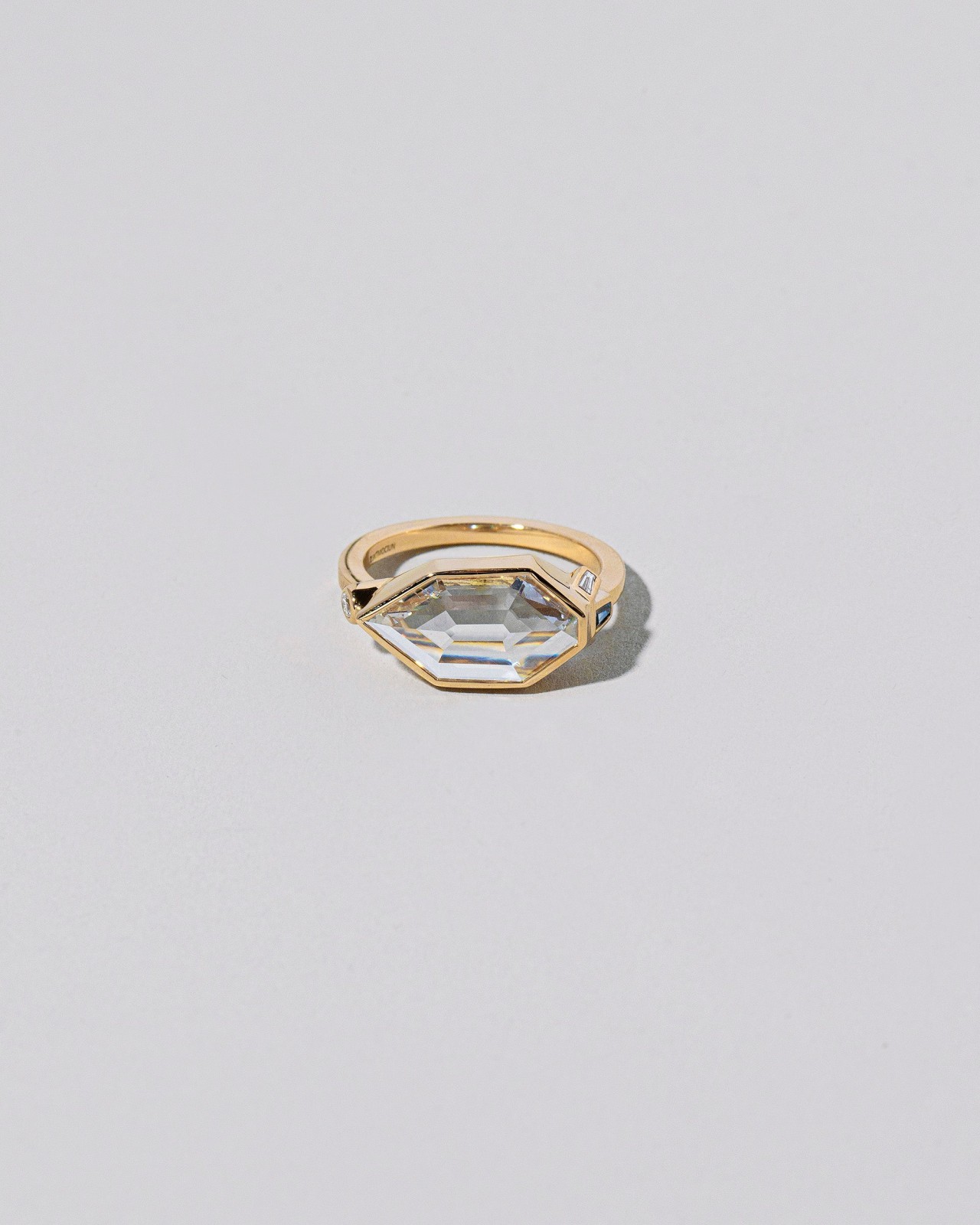 Okama Ring